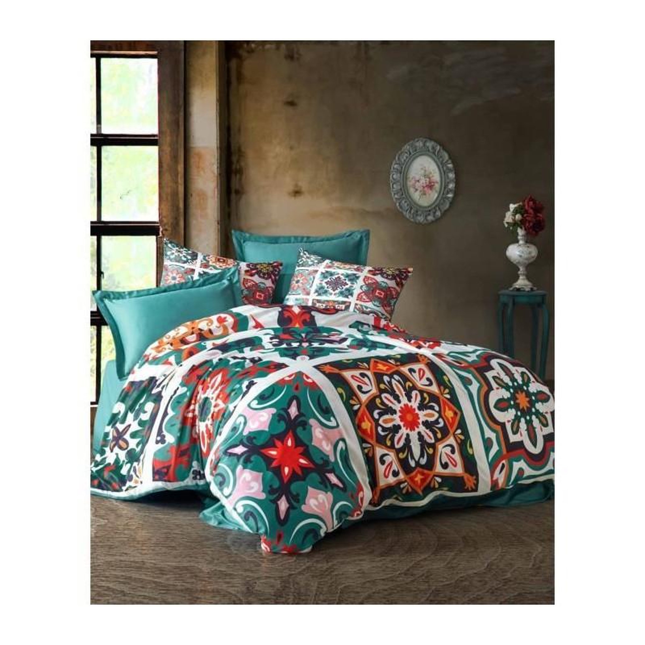 GENERIQUE Parure de lit - 1 housse de couette 220 x 240 cm + 2 taies d'oreiller 60 x 60 cm - 100 % polyester microsatin - Vert