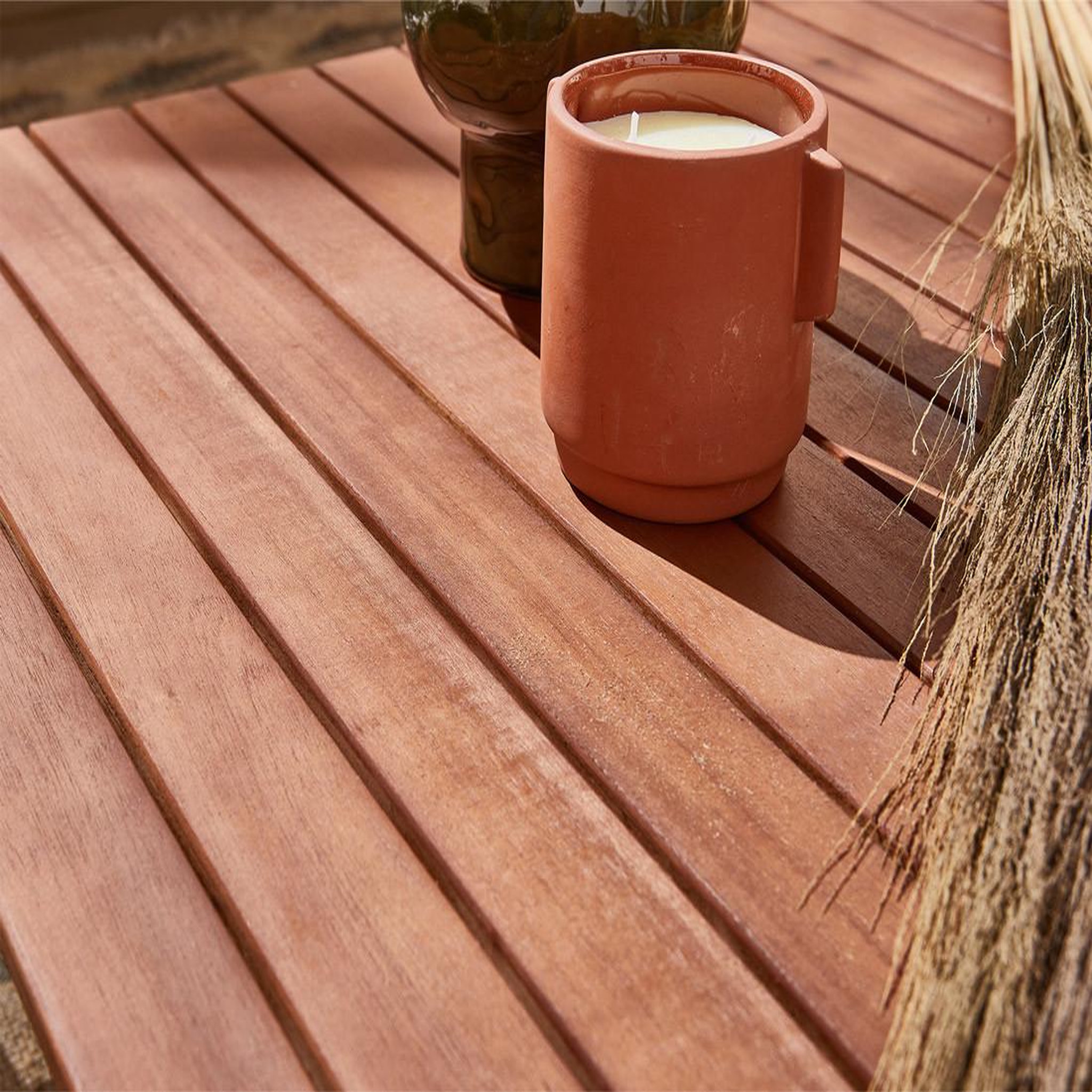 Voir la diapositive 5 : BEST MOBILIER Yulara - salon bas d'angle de jardin 5 places - bois, métal et coussins beiges