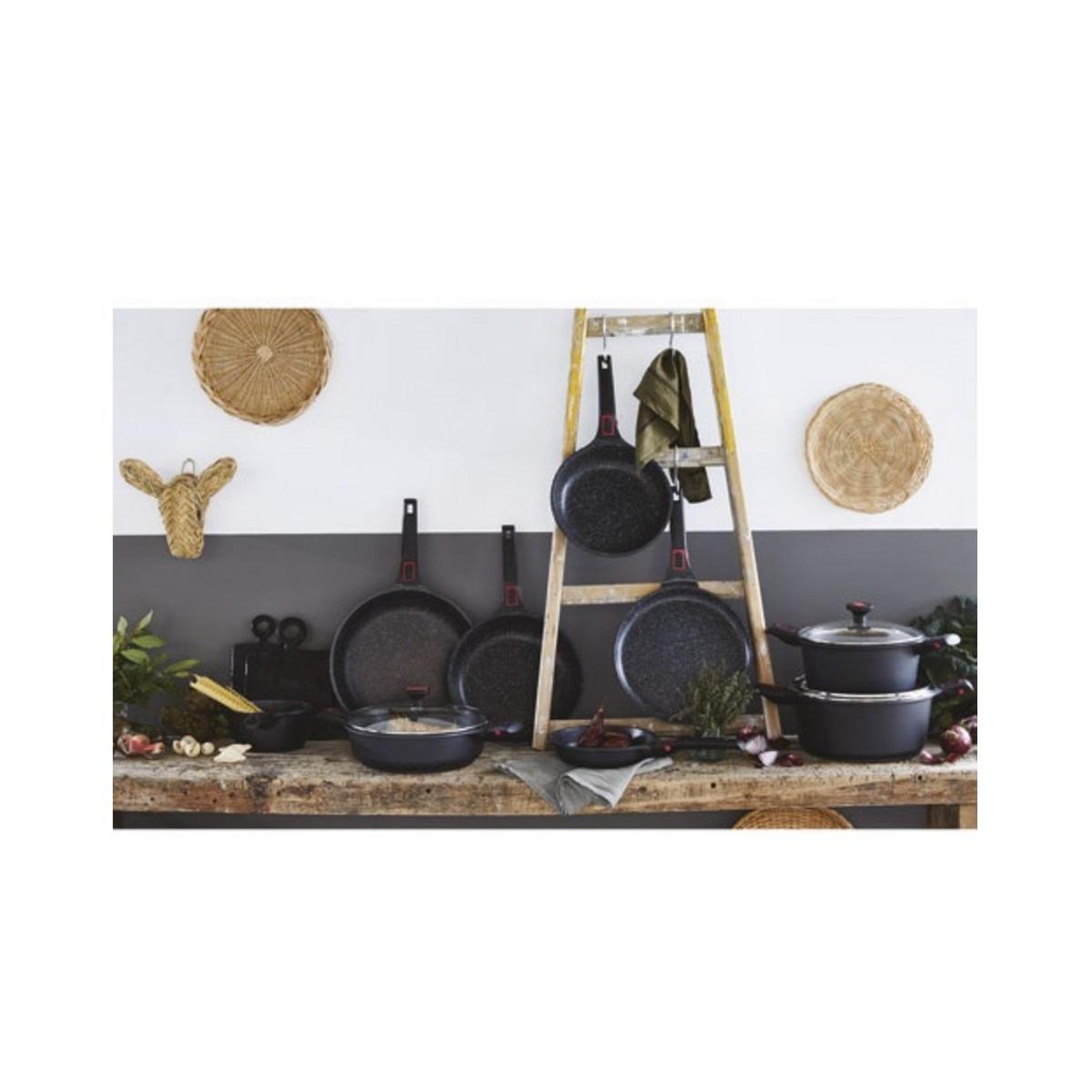 Voir la diapositive 3 : BAUMALU Poêle 26cm noir - 386602