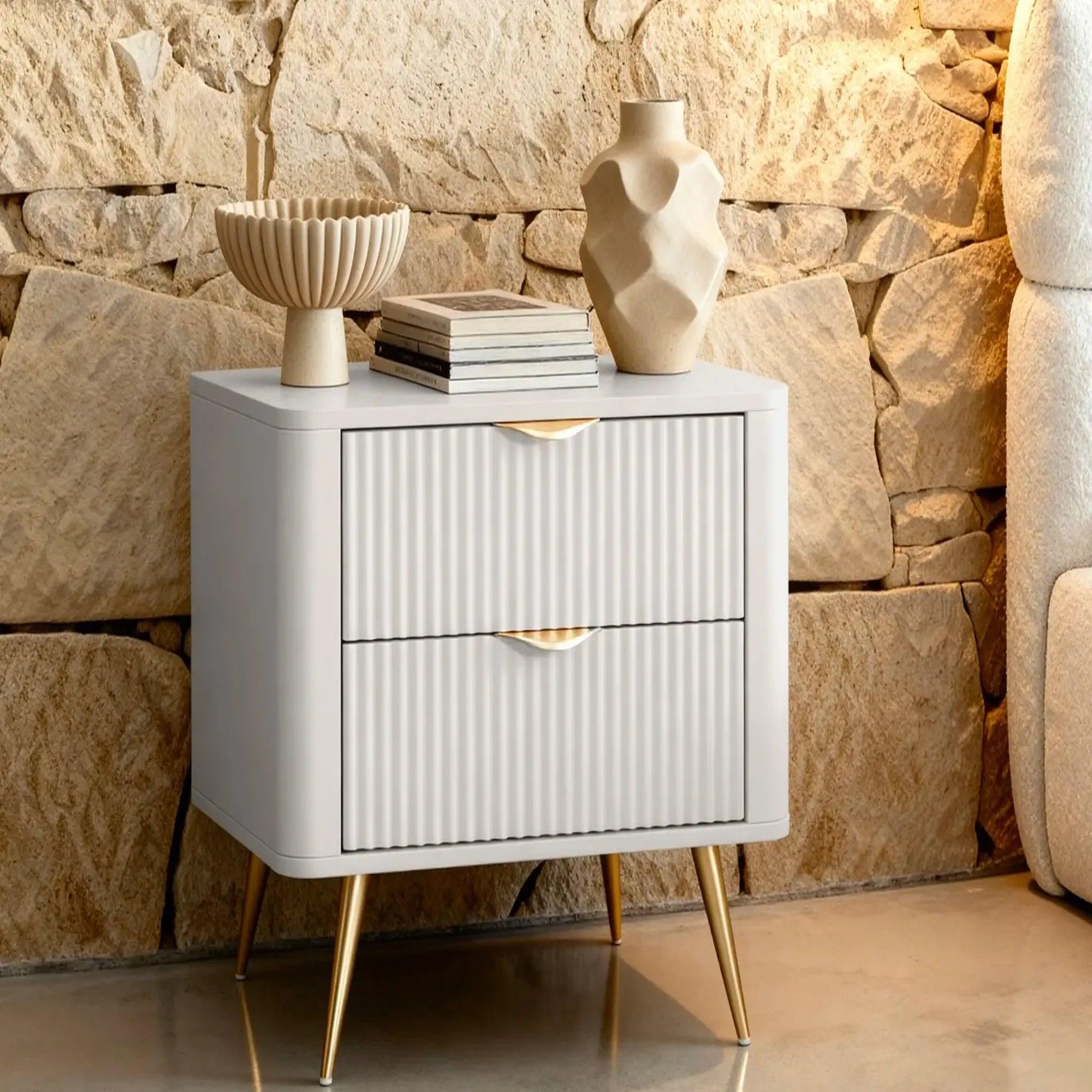 Voir la diapositive 6 : CASANOVA PARIS Joudy - table de chevet 63cmeffet rainuré