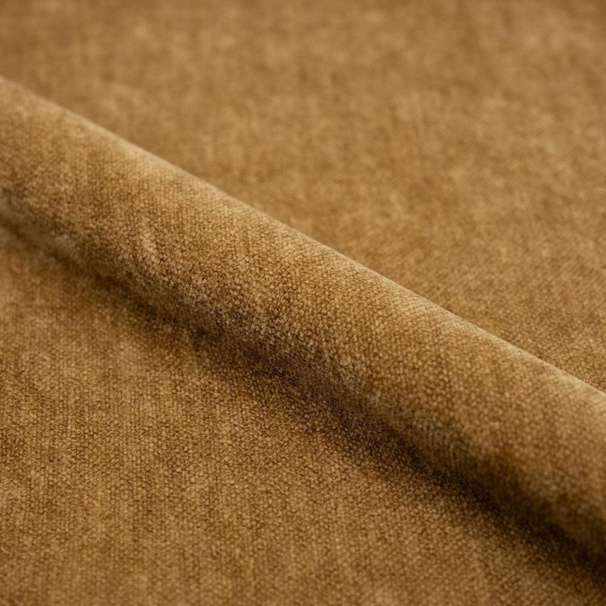 Rendez vous déco Fauteuil pivotant en tissu effet velours jaune moutarde-Ricci