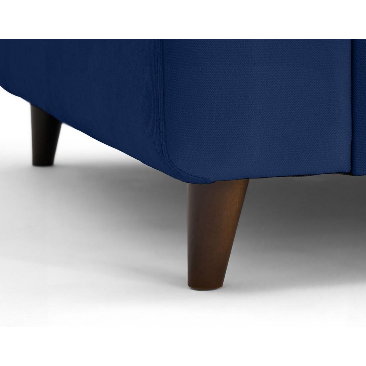 LISA DESIGN Brooke - fauteuil en velours pieds en bois