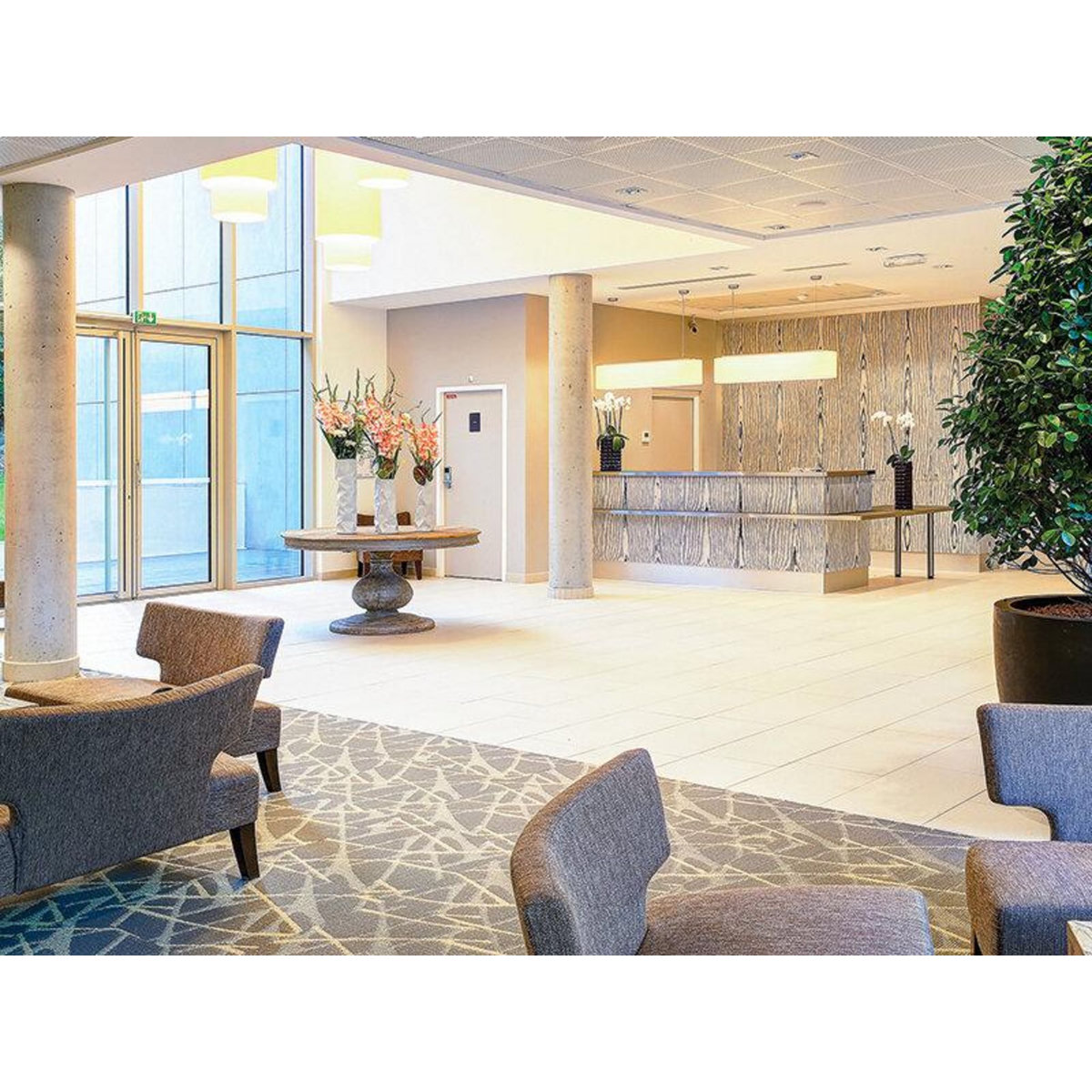 Smartbox 2 jours en hôtel de charme 4* avec accès illimité au sauna et dîner 3 plats à Meudon-la-Forêt - Coffret Cadeau Séjour