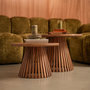 Voir la diapositive 1 : LISA DESIGN Kerala - lot de 2 tables basses gigognes - bois massif de manguier