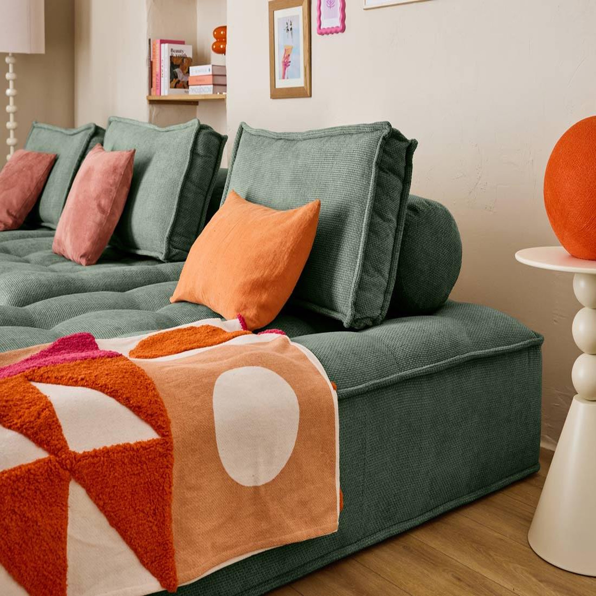 Voir la diapositive 4 : LISA DESIGN Marisol - canapé d'angle modulable 4 places - velours texturé