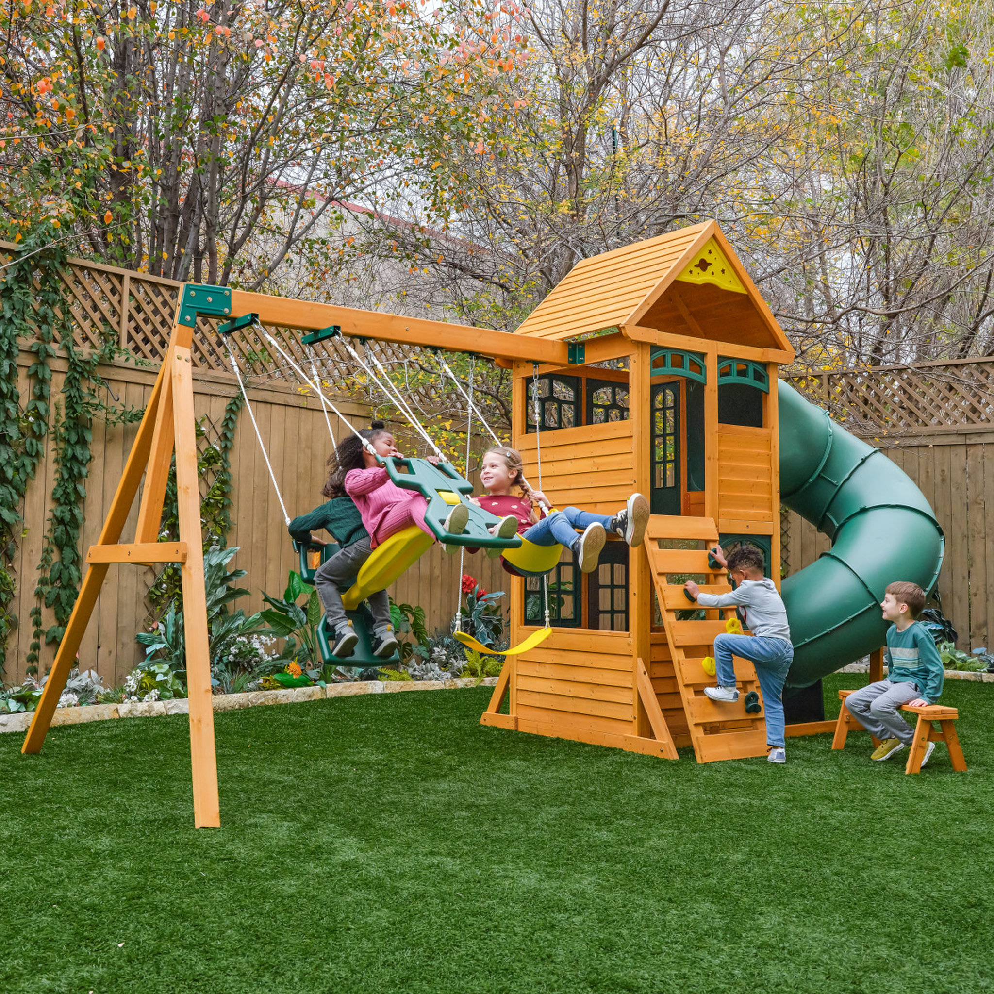 Voir la diapositive 1 : Kidkraft Aire de jeux avec toboggan - Bois - 2,89m - CLOVERDALE FORT