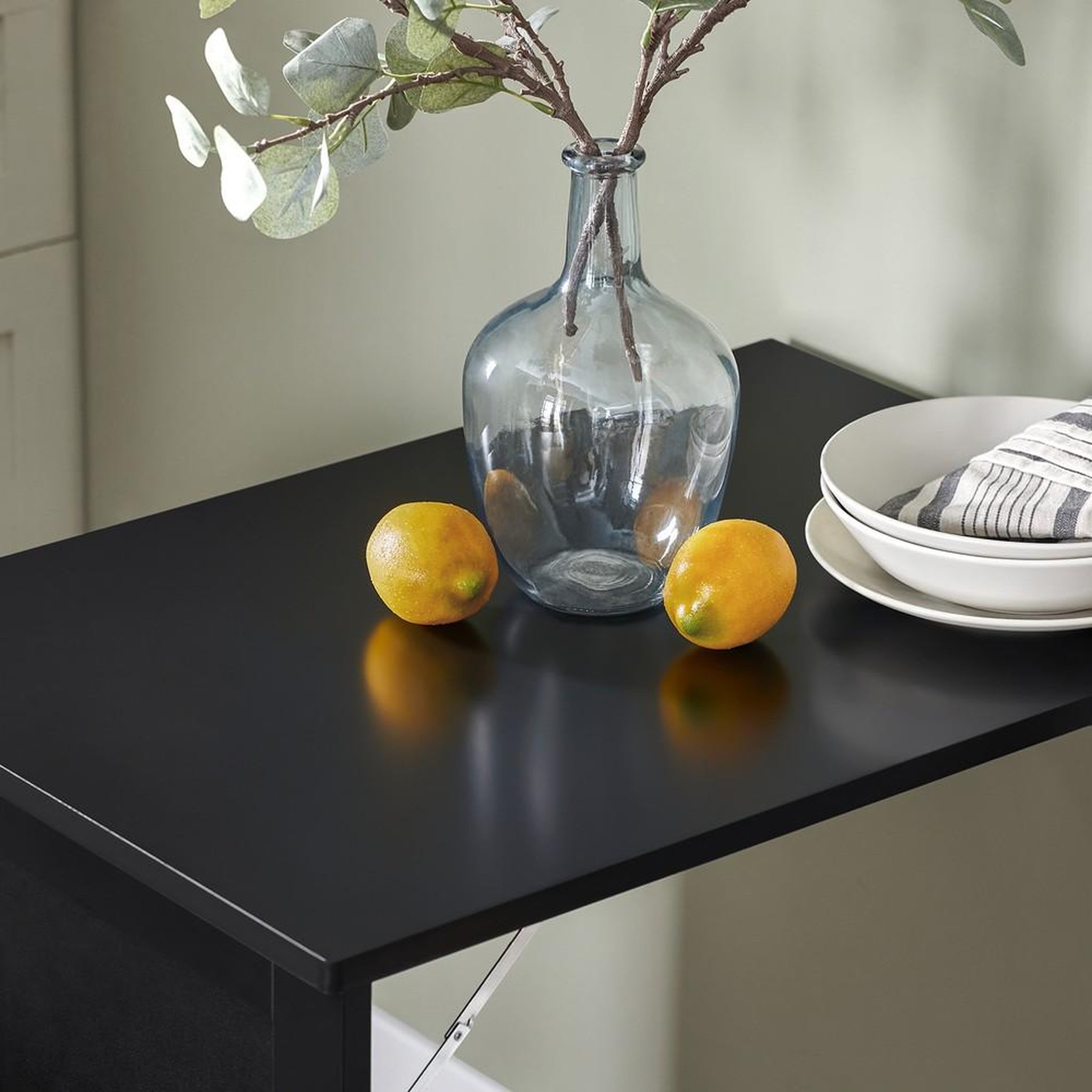 Voir la diapositive 4 : SOBUY SoBuy - Table murale pliante à une porte - Fonctionnel - FWT20