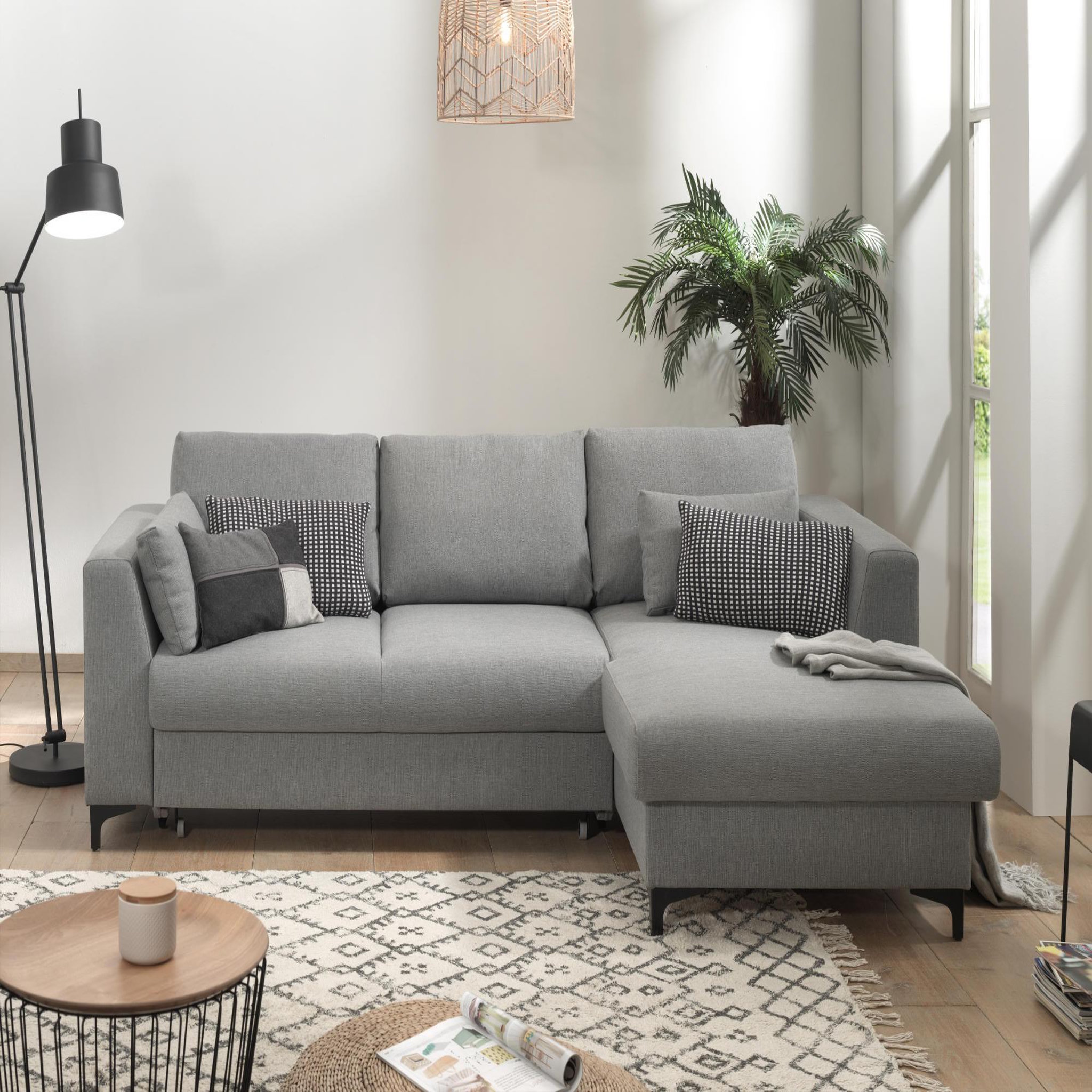 Voir la diapositive 2 : LISA DESIGN Tala - canapé d'angle droit - convertible avec coffre - 4 places - en tissu