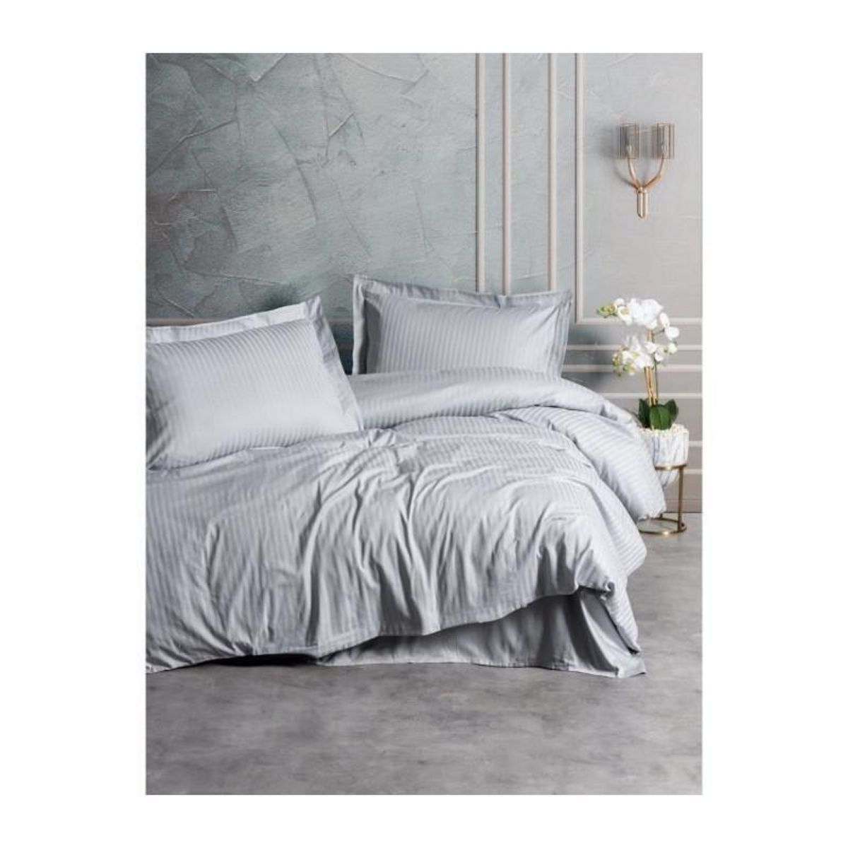 GENERIQUE Parure de lit - 129CTF24636 - 1 housse de couette 220 x 240 cm + 2 taies d'oreiller 60 x 60 cm - Satiné 100% coton - Gris