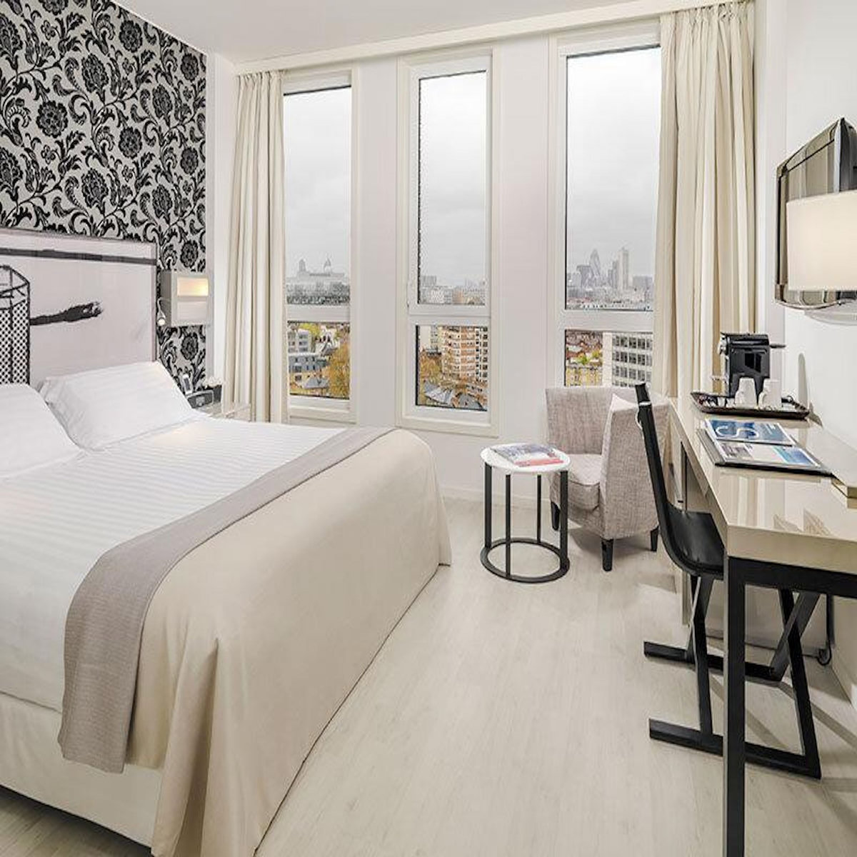 Smartbox Séjour de 3 jours à Londres dans l'hôtel 4* H10 London Waterloo - Coffret Cadeau Séjour