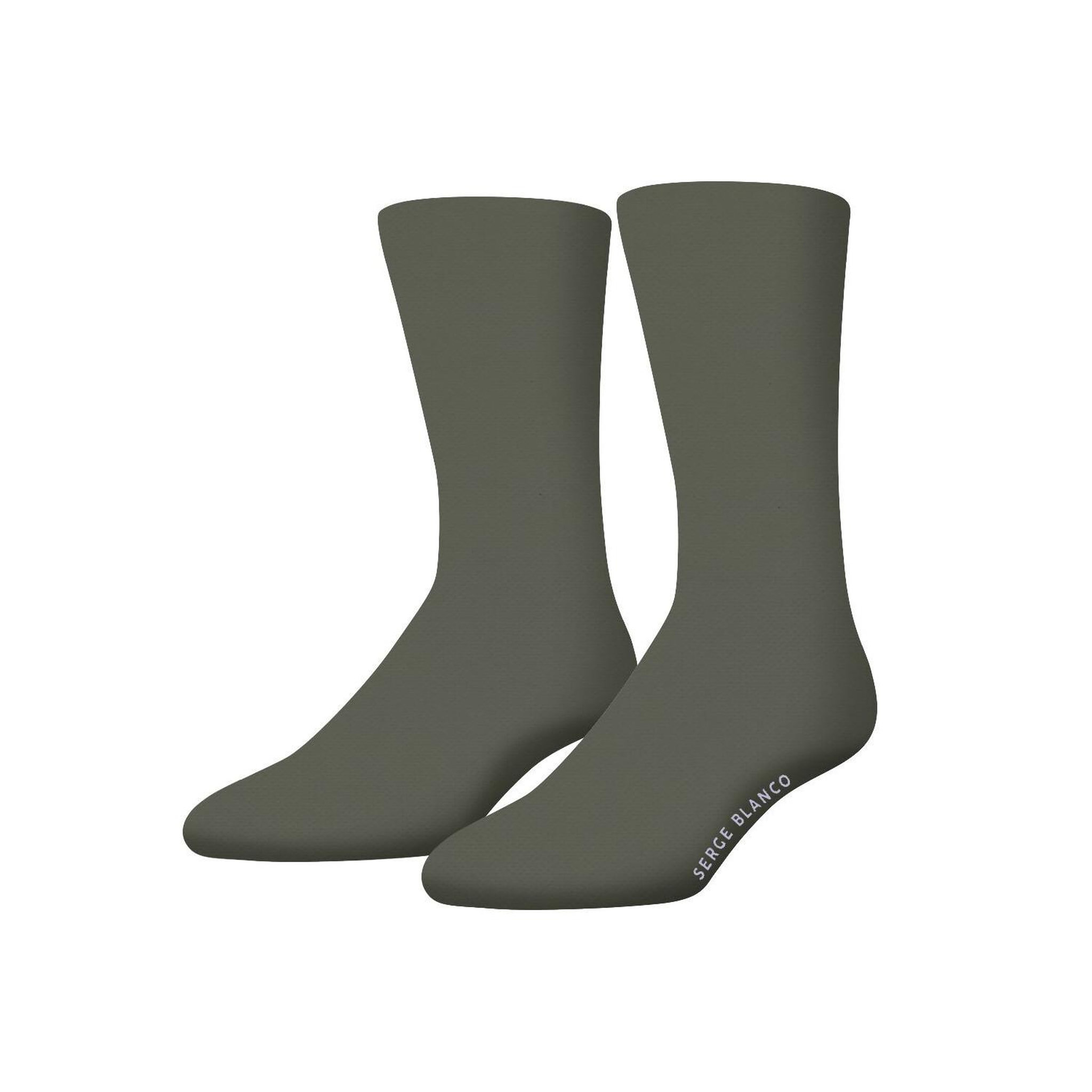 Voir la diapositive 6 : SERGE BLANCO Lot de 6 paires de chaussettes de ville homme unies modèle B