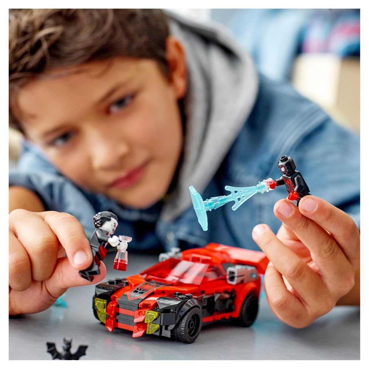 LEGO Marvel Super Heros 76244 Miles Morales vs Morbius, Jouet de Construction Spider-Man, avec Voiture de Course, Spidey et ses Amis Extraordinaires