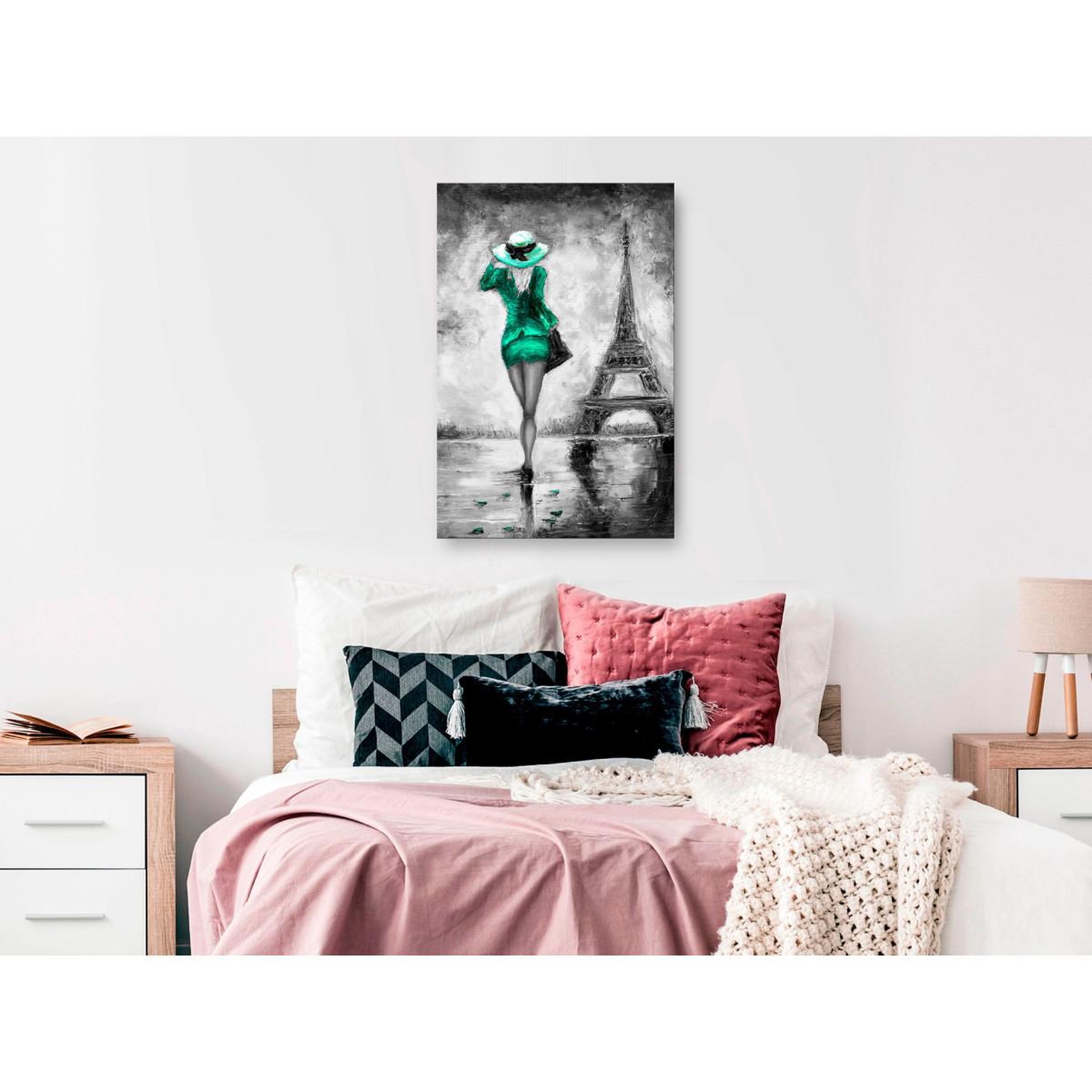 Voir la diapositive 2 : Paris Prix Tableau Imprimé  Parisian Woman Green