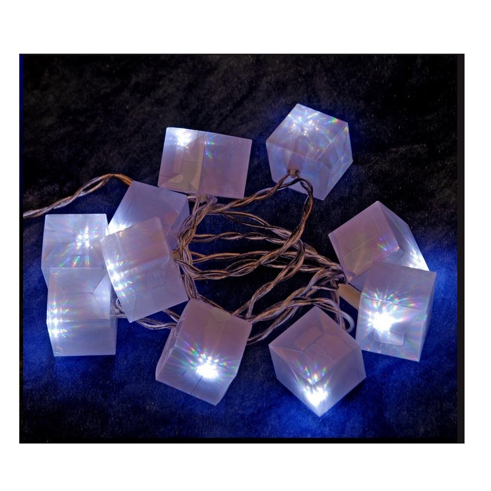 Voir la diapositive 3 : Eden Guirlande electrique cubes lumineux 10 led blanc