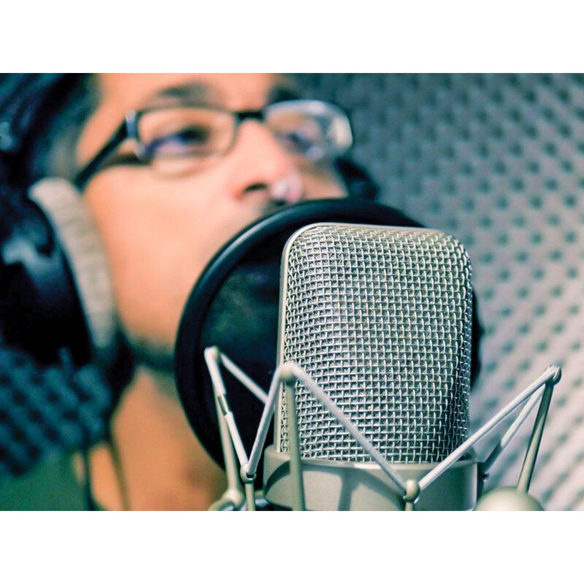 Smartbox Session de chant en duo dans un studio d'enregistrement à Paris - Coffret Cadeau Sport & Aventure