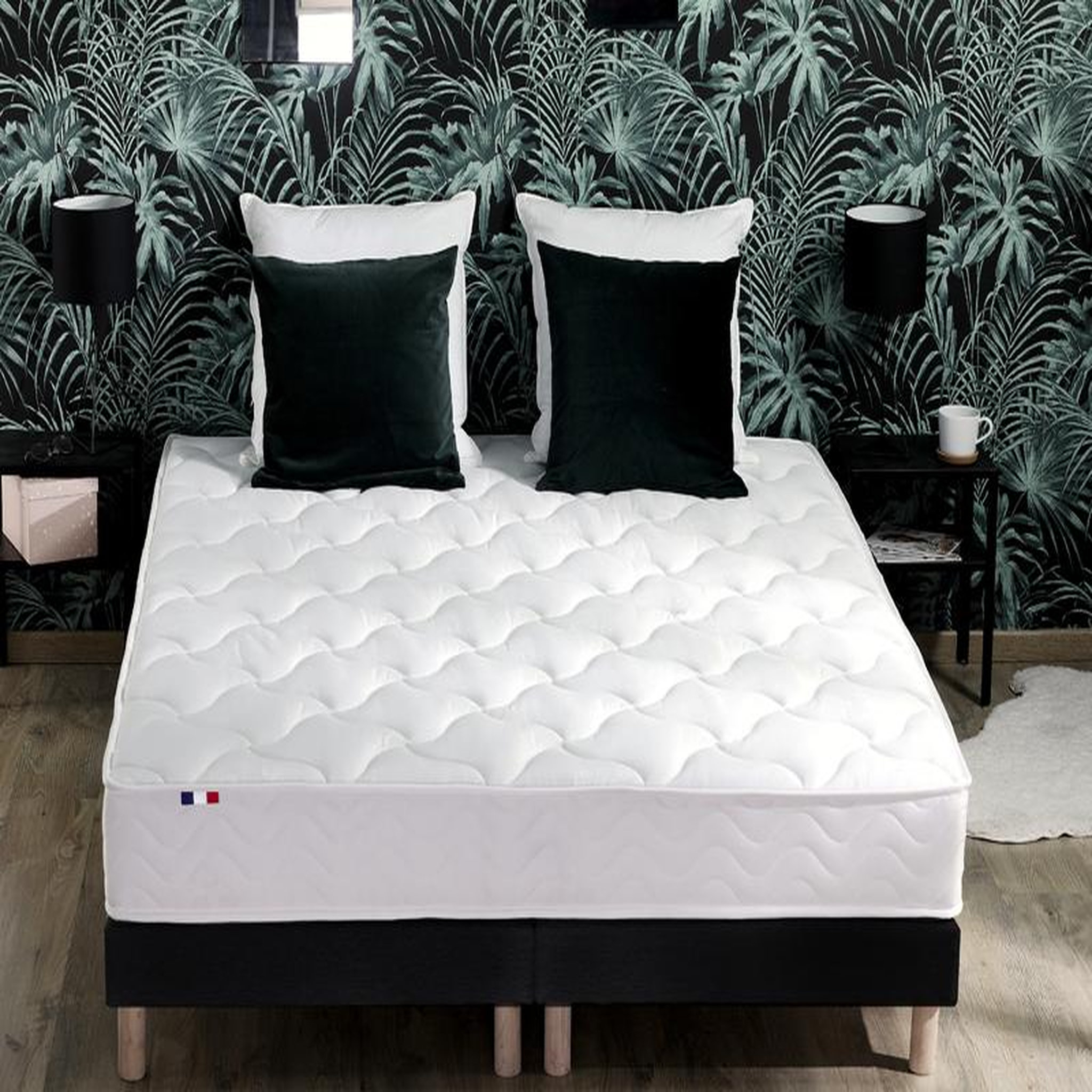 Voir la diapositive 2 : Ensemble literie matelas ressorts ensachés 20cm 160x200 cm + sommier tapissier noir 2x80cm ASTRE