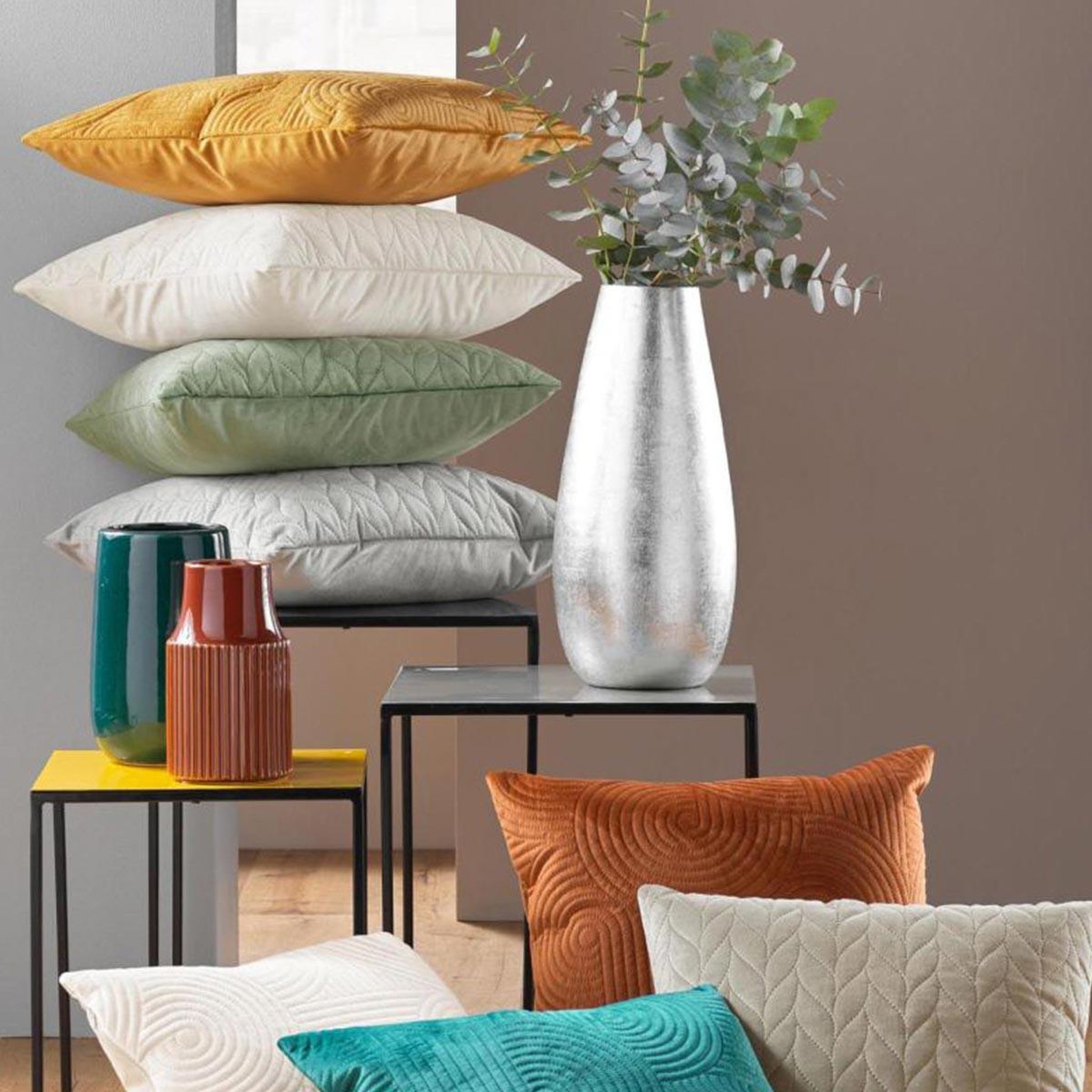 Voir la diapositive 4 : Douceur d'Intérieur Housse de coussin en velours  daisy  40x40cm naturel