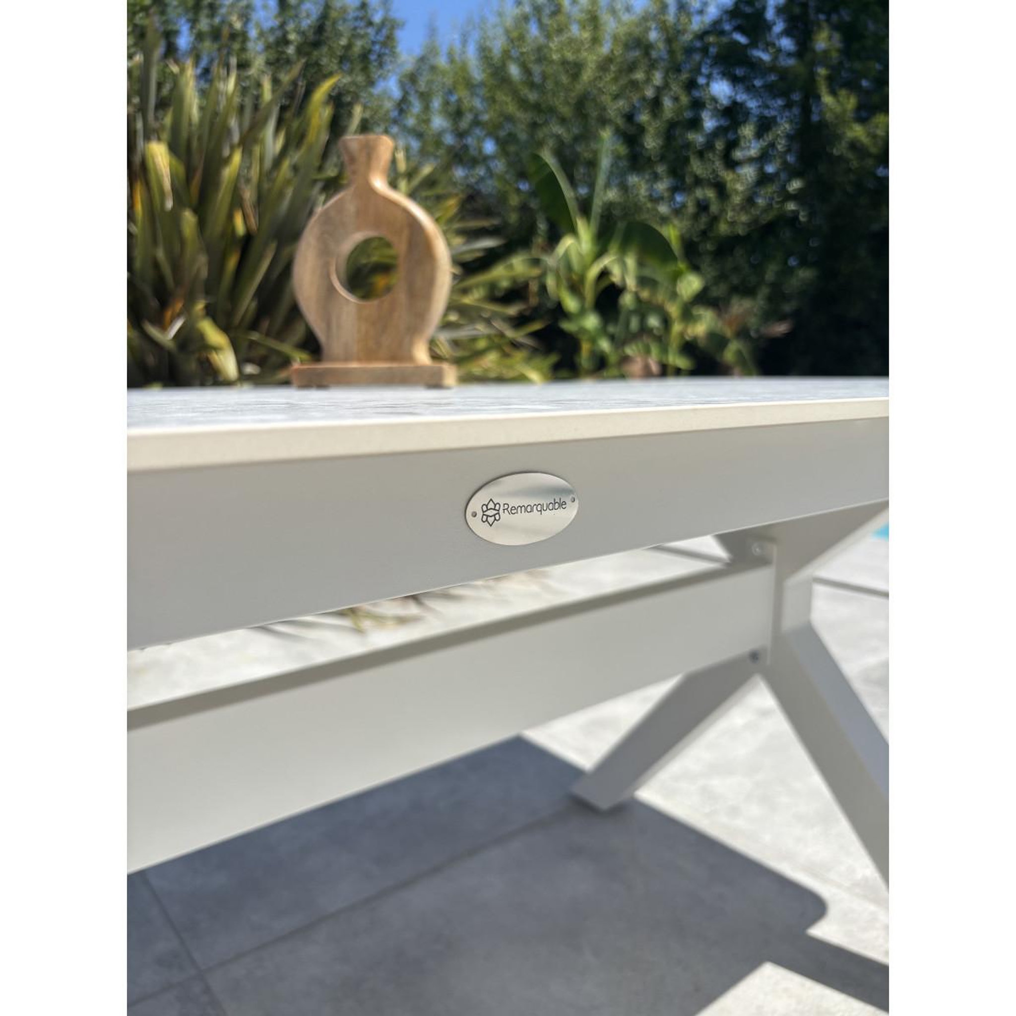 Voir la diapositive 6 : Paris Prix Table de jardin en pierre  abella  220cm blanc