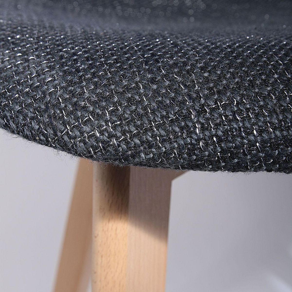 The Home Deco Factory 2 Chaises scandinaves design grosse maille Flora