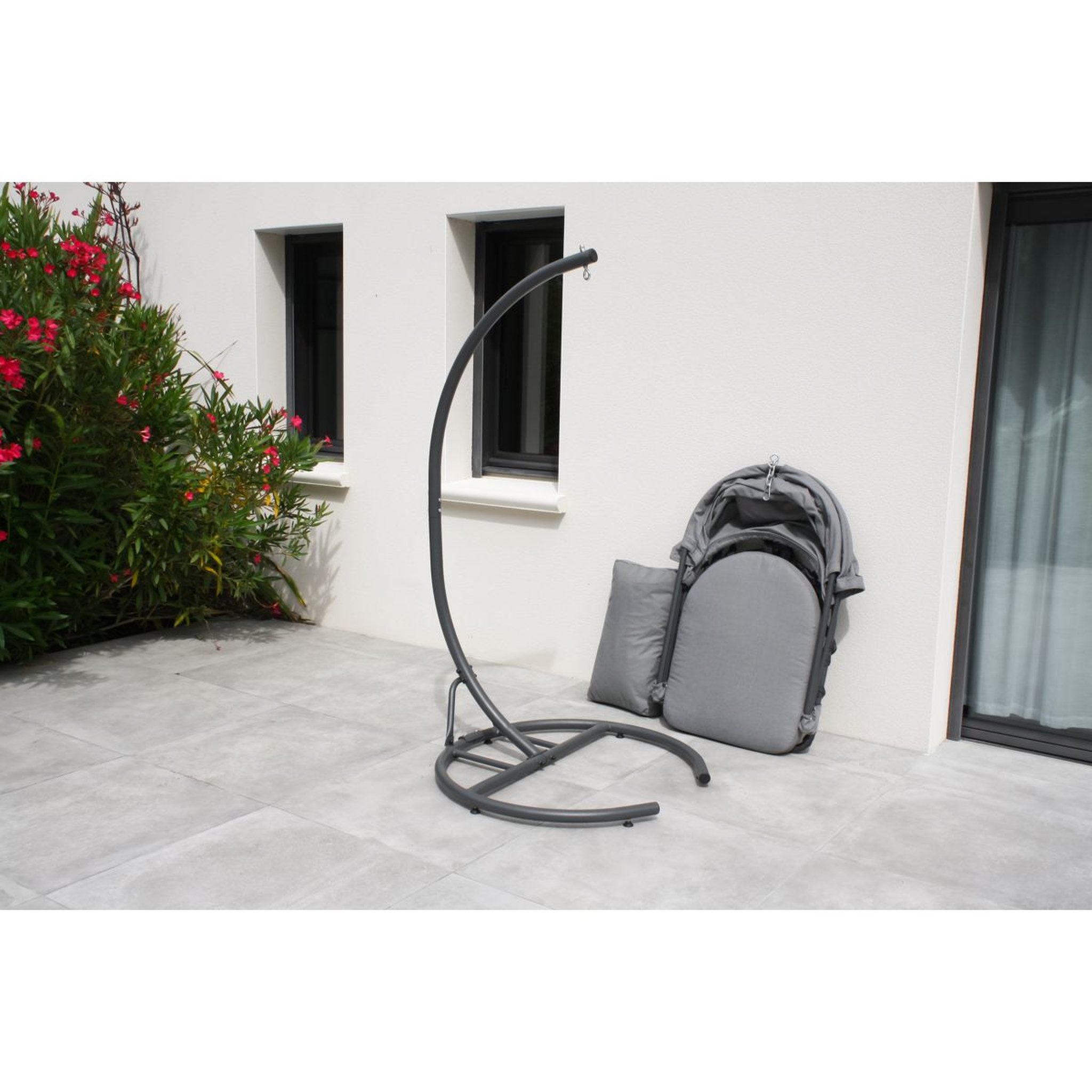 Voir la diapositive 5 : DCB GARDEN Balancelle de jardin - Coussins gris - LACANAU