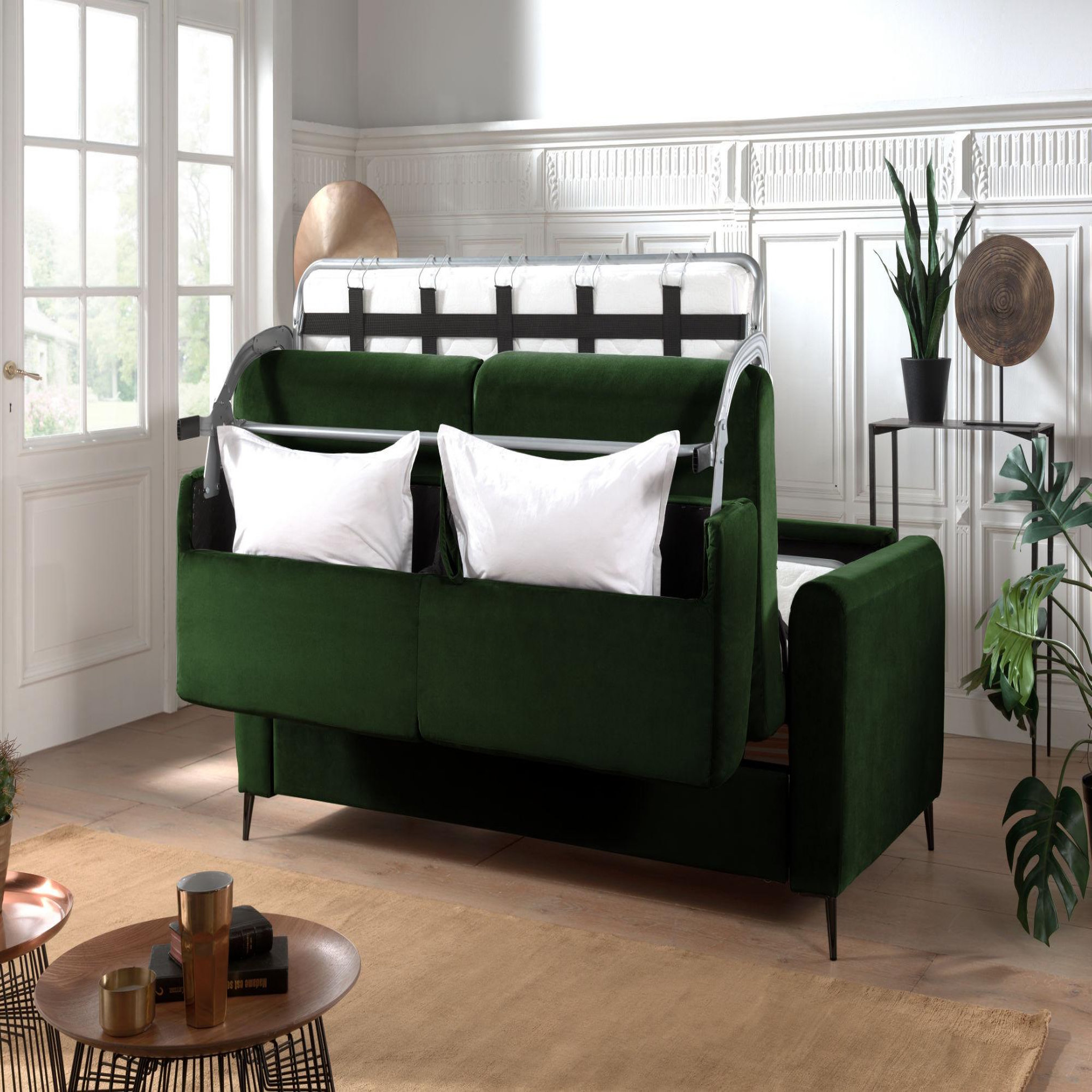 Voir la diapositive 3 : LISA DESIGN Owen - canapé 3 places convertible express couchage quotidien 140 cm matelas 12 cm en velours