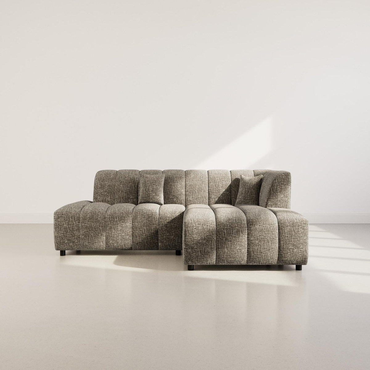 LISA DESIGN Curtis - canapé d'angle droit 4 places sans accoudoir en tissu texturé