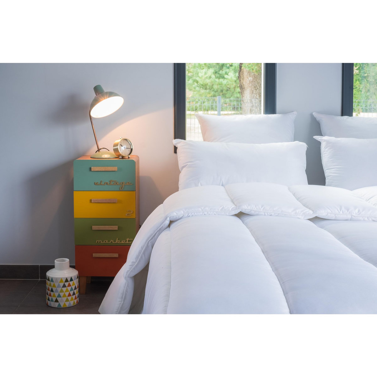 BLANREVE Couette tempérée anti acariens toucher ultra doux 300g/m²