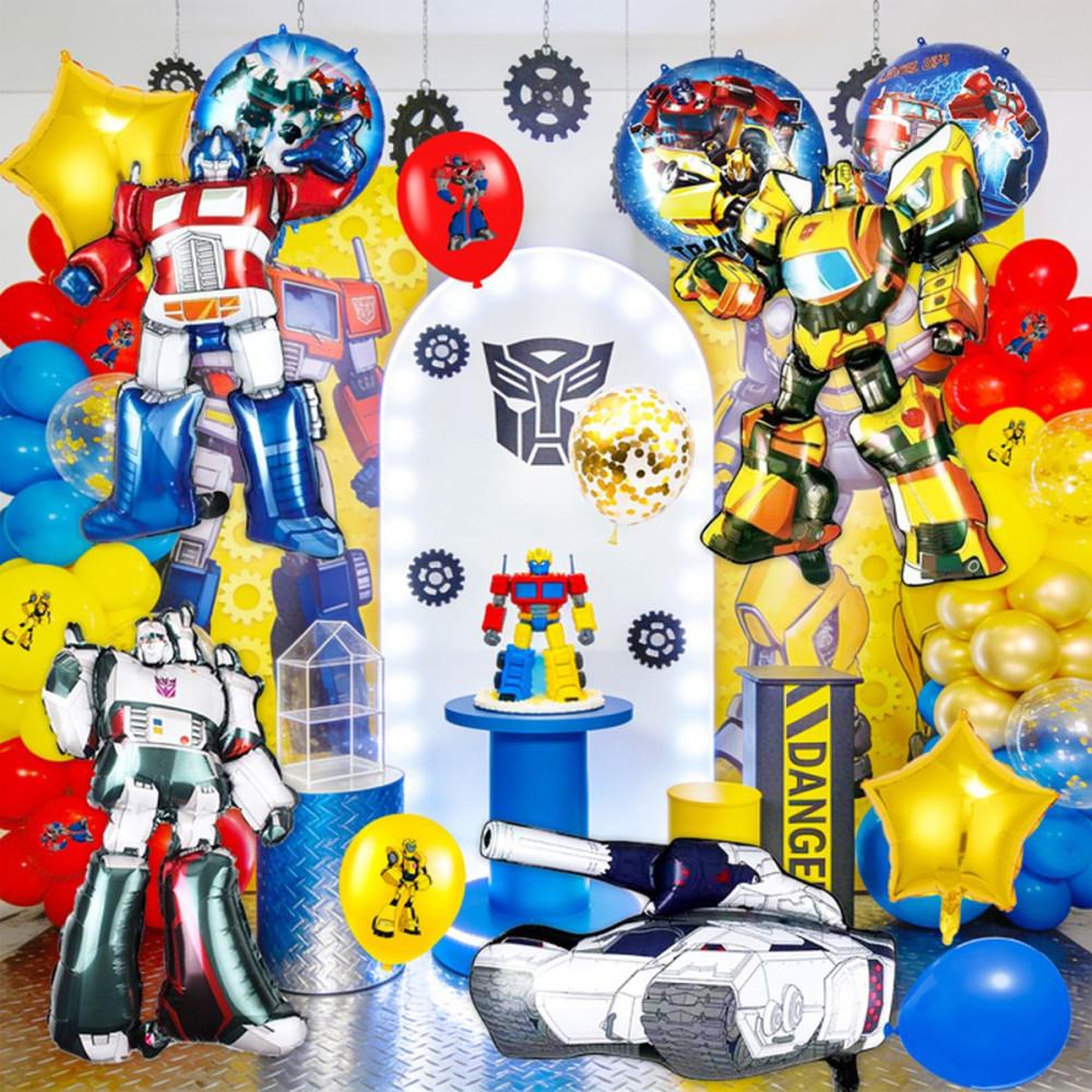 Voir la diapositive 5 : Décoration ballons Transformers : coffret avec 3 ballons personnages aluminium, 3 ballons aluminium ronds, 2 ballons étoiles et 55 ballons latex pour anniversaire enfant