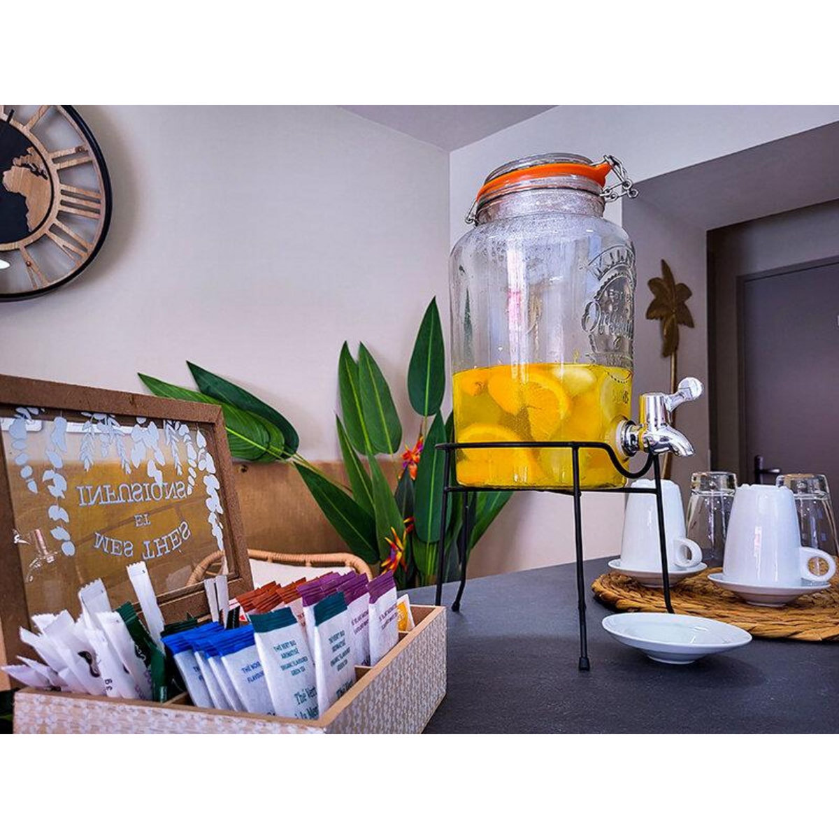 Smartbox Massage et accès au spa d'un hôtel 4* à Saint-Raphaël - Coffret Cadeau Bien-être