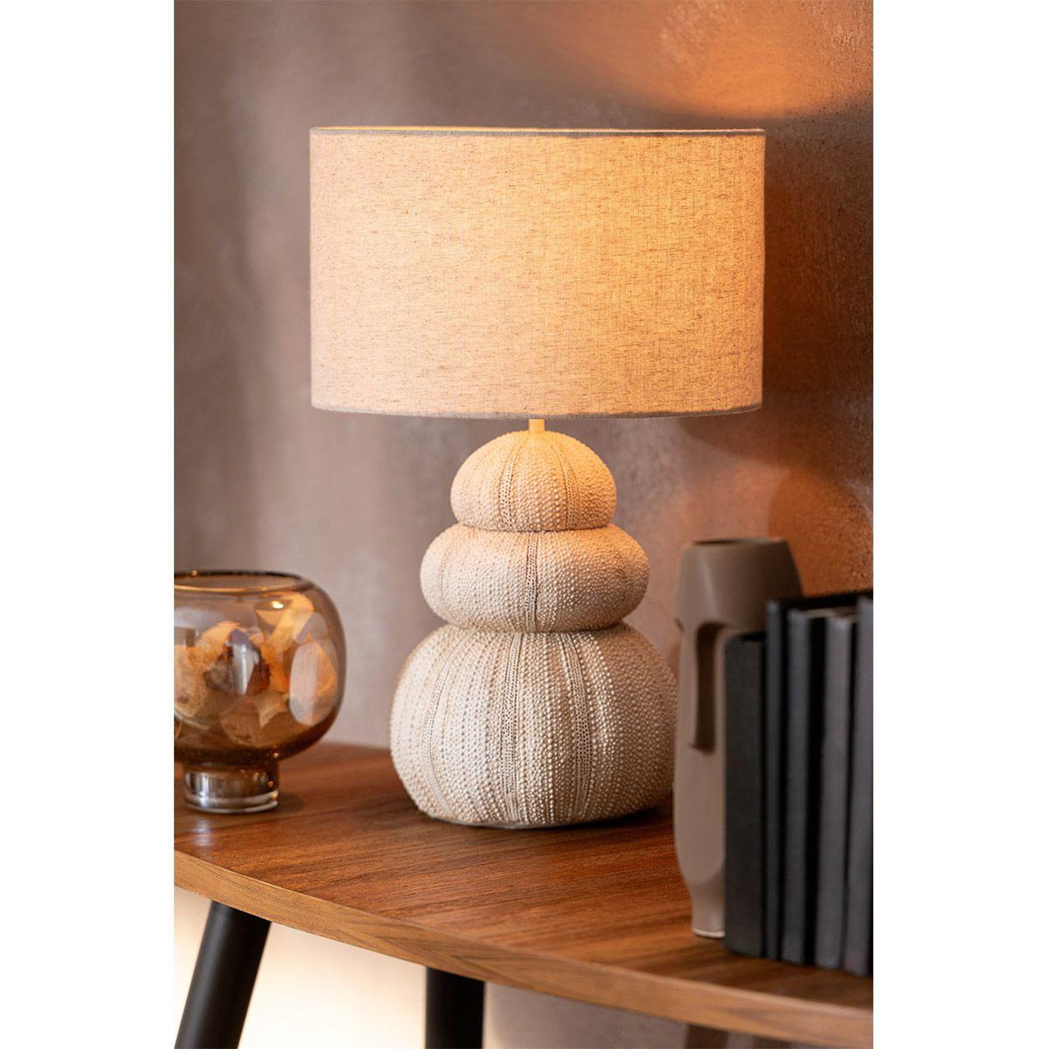 Voir la diapositive 3 : J-LINE Lampe à poser  oursin  47cm beige