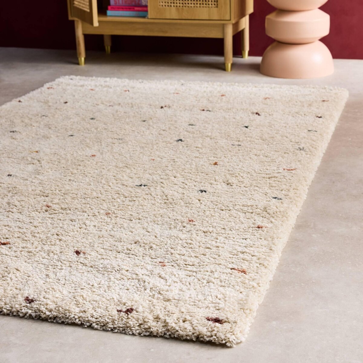 SWEEEK Tapis enfant à petits pois, tapis intérieur crème et multicolore, poils longs shaggy