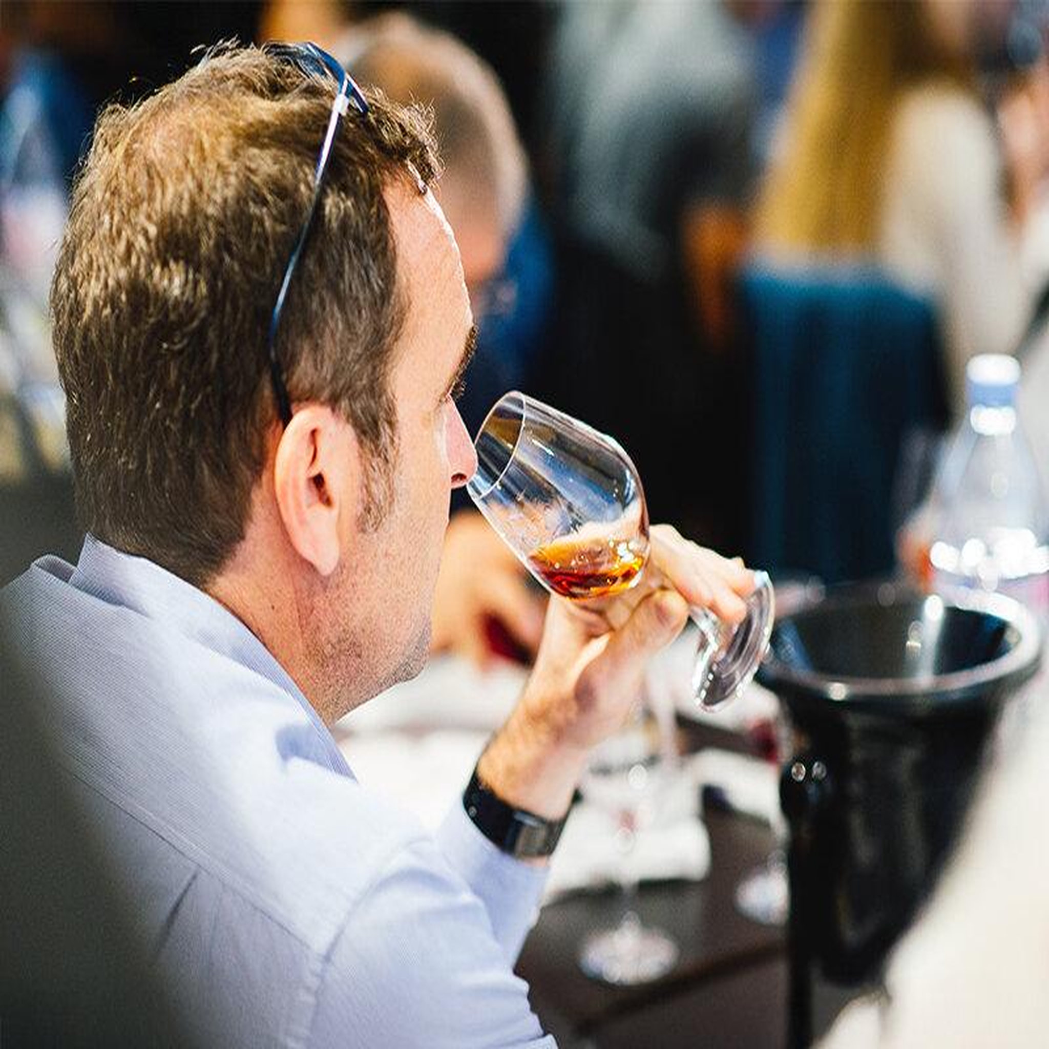 Voir la diapositive 4 : Smartbox Journée d'initiation à l'œnologie pour maîtriser les incontournables du vin avec prodégustation - coffret cadeau gastronomie