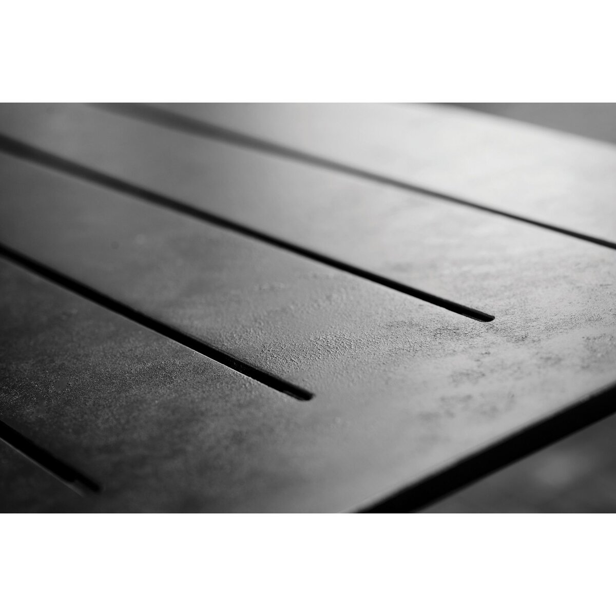 KETER Table de jardin en résine noir 6 places METALEA