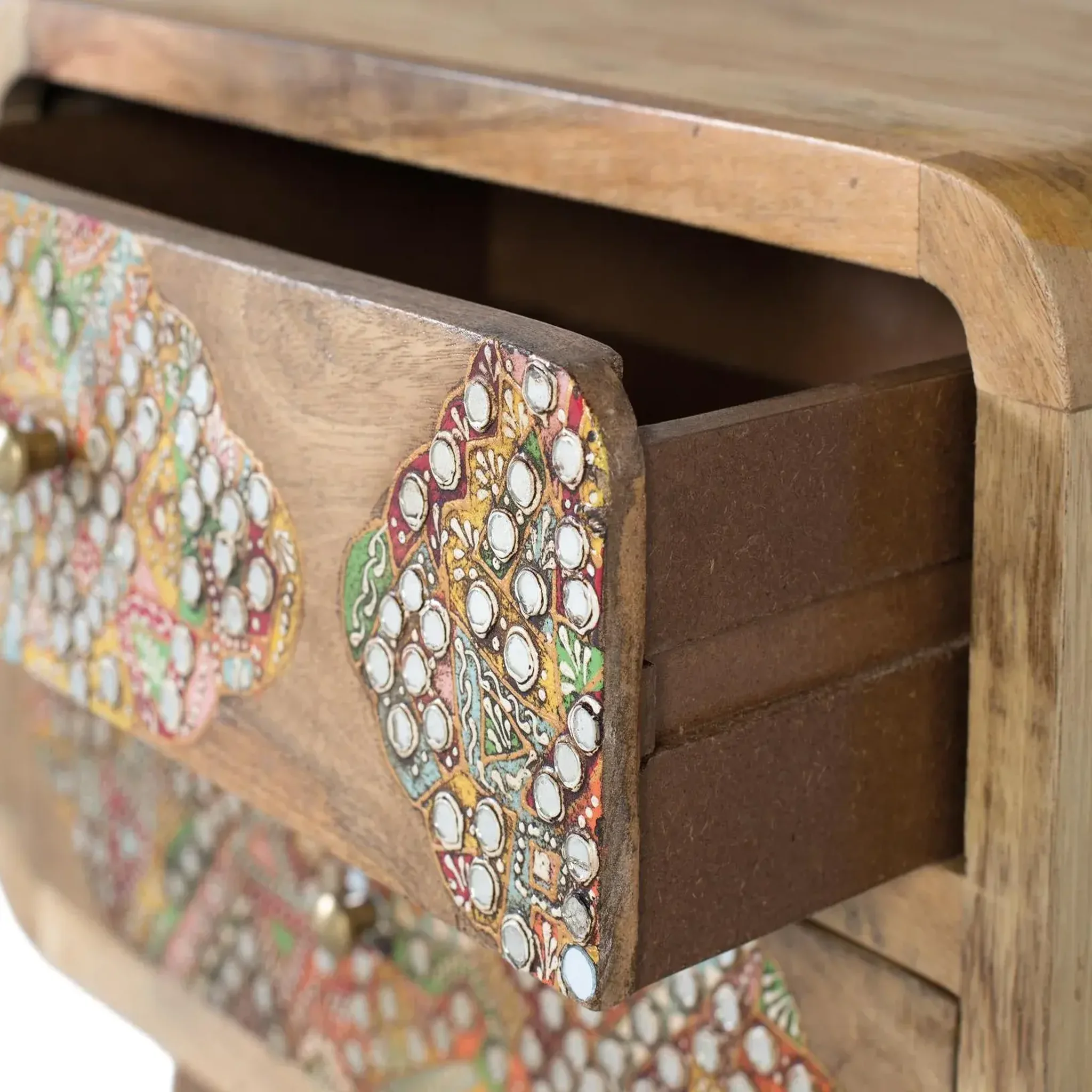 Voir la diapositive 4 : GINER Y COLOMER SL Table de chevet en bois de manguier 50 cm style boho ethnique