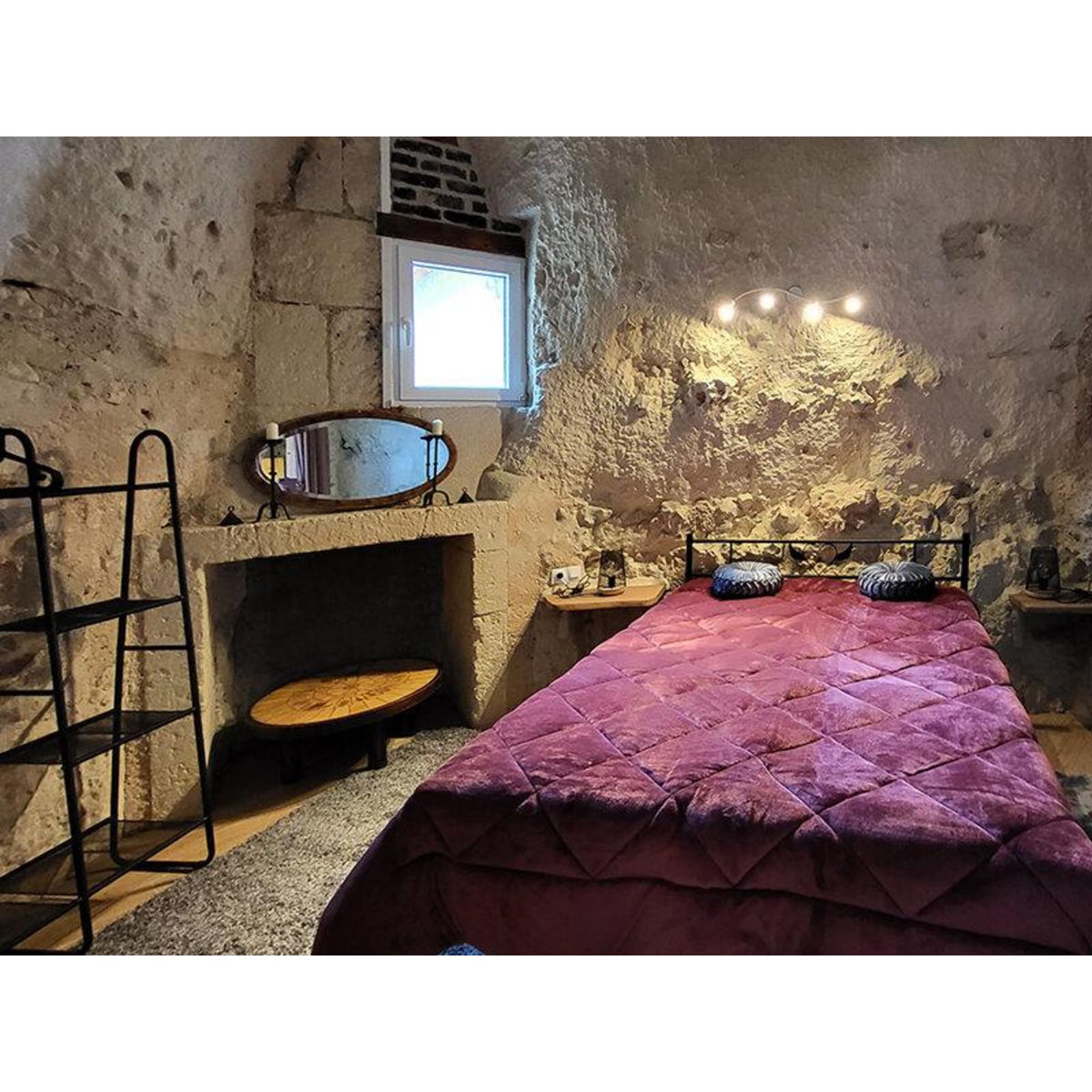 Smartbox Séjour insolite de 3 jours en famille en gîte troglodyte au nord de Blois - Coffret Cadeau Séjour