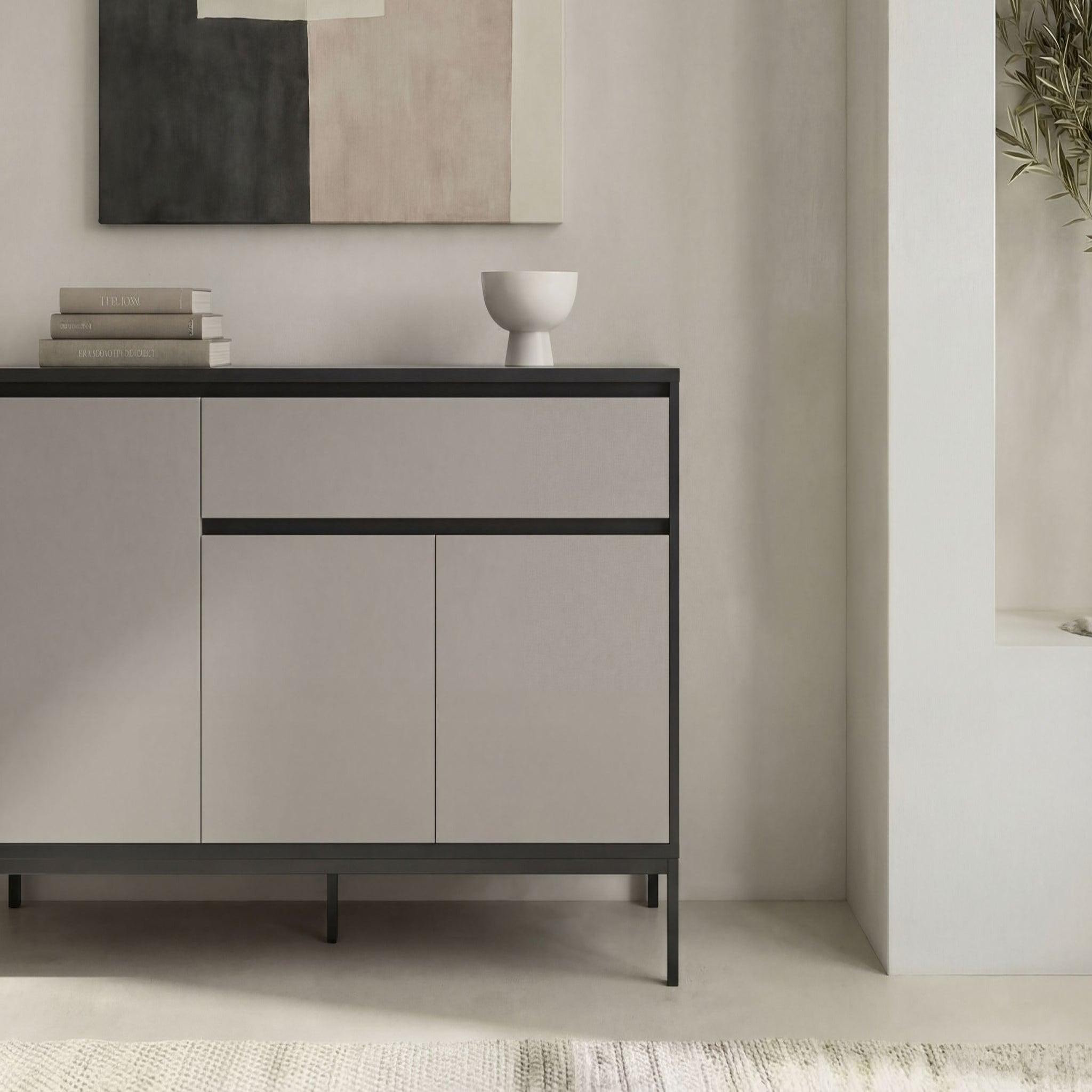 Voir la diapositive 4 : CASANOVA PARIS Vana - buffet 3 portes 140cm en mélamine