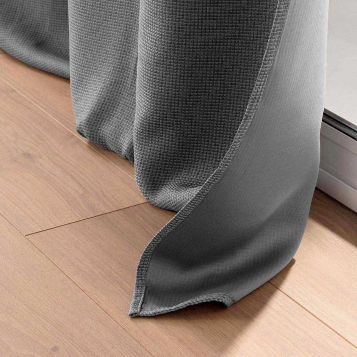 Paris Prix Rideau Occultant Jacquard  Blake  135x240cm Anthracite