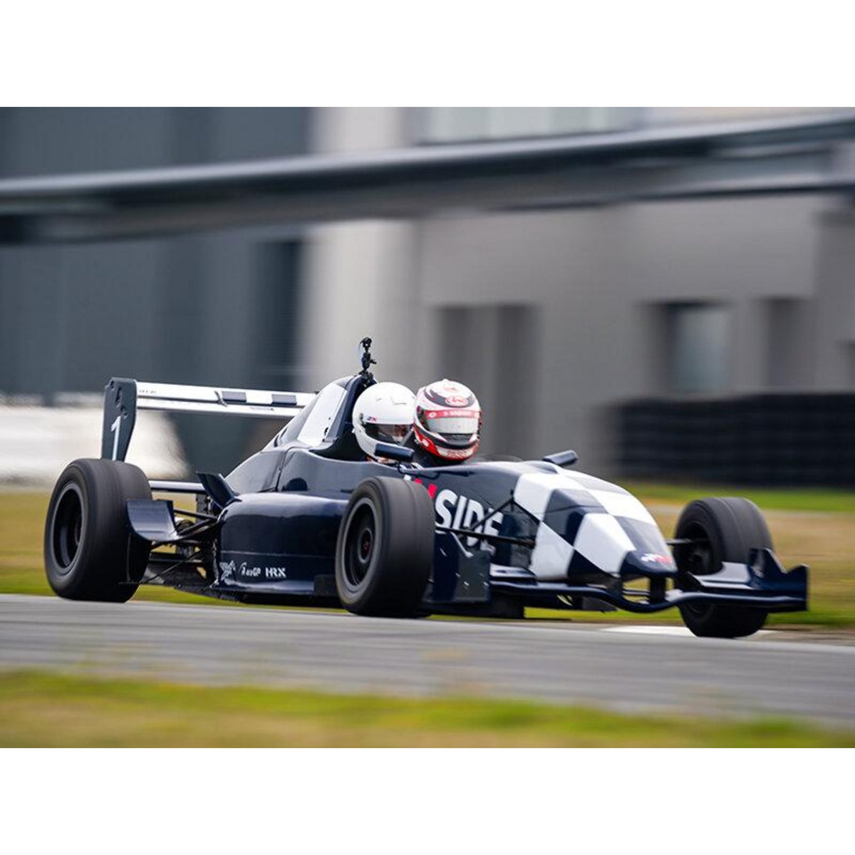 Smartbox Stage de pilotage : 10 tours en Formule Renault 2.0 - Coffret Cadeau Sport & Aventure