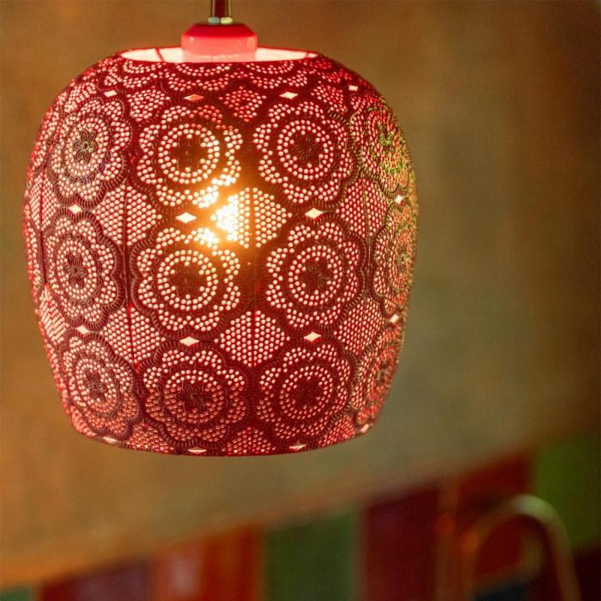 Paris Prix Lampe Suspension en Métal  Alive  39cm Rouge