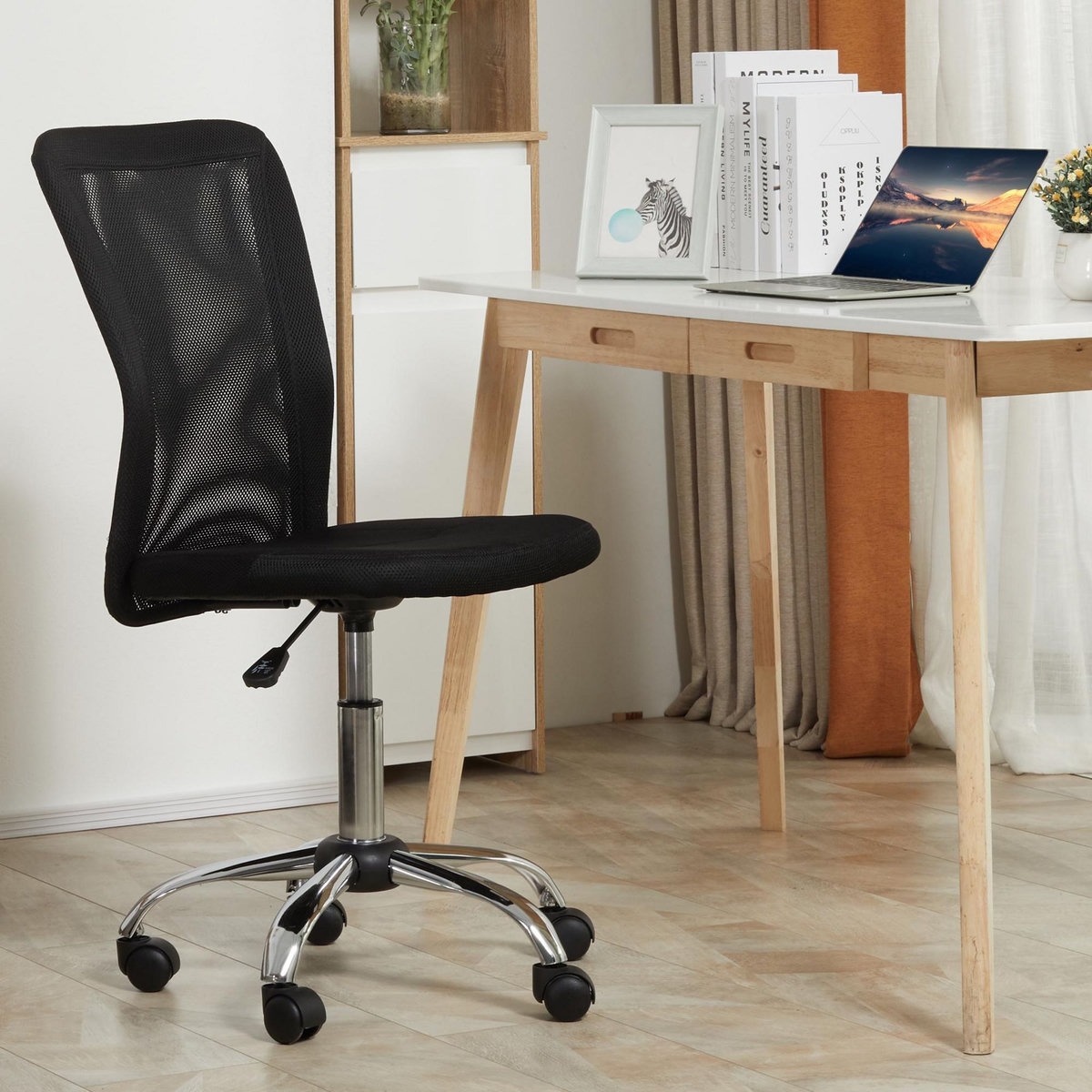 VINSETTO Vinsetto Chaise de bureau ergonomique hauteur réglable piètement chromé pivotant 360° revêtement maille noir