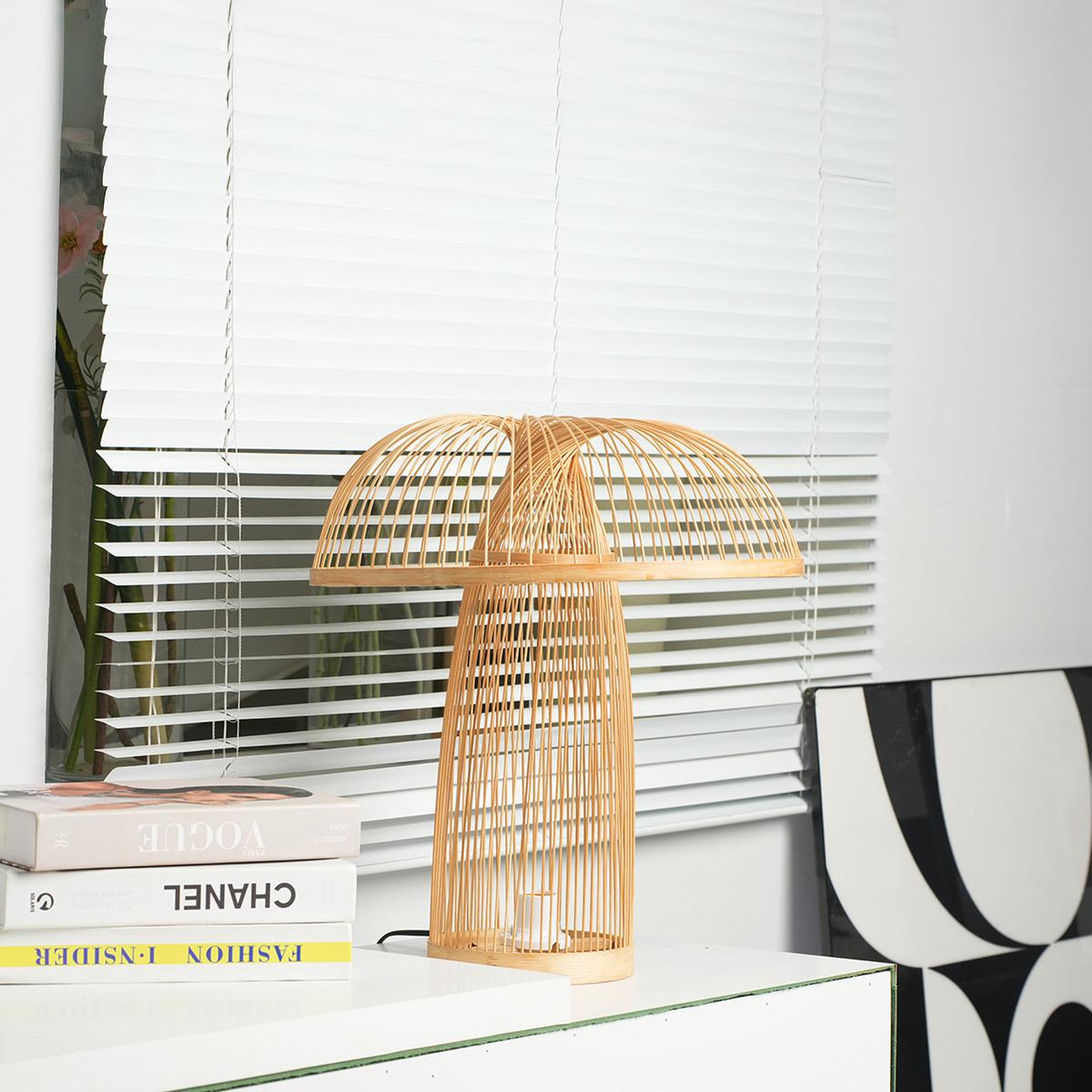 Voir la diapositive 2 : MAISON AUBERTIN Lampe bambou naturel