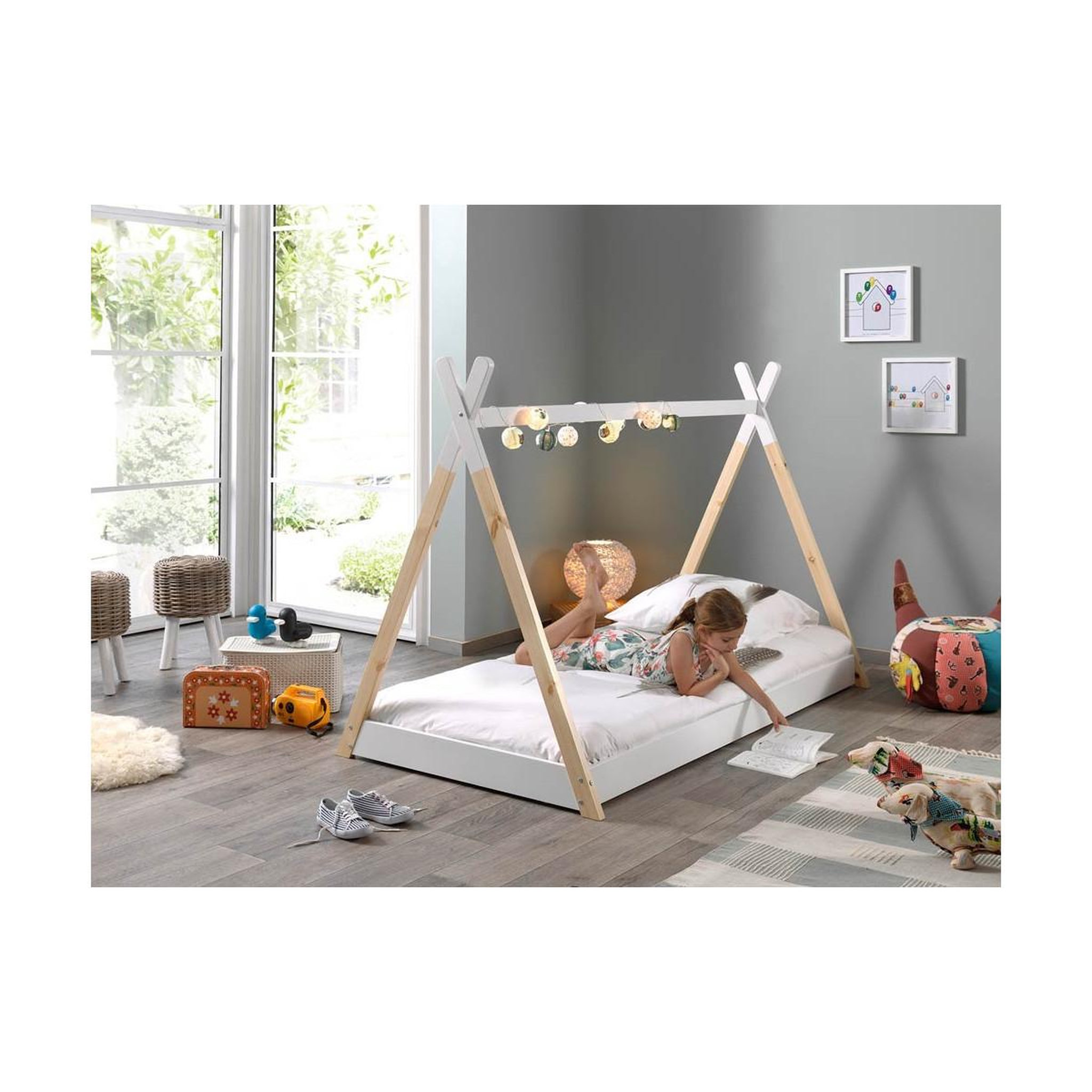 Voir la diapositive 3 : Paris Prix Lit enfant design  tipi  90x200cm blanc
