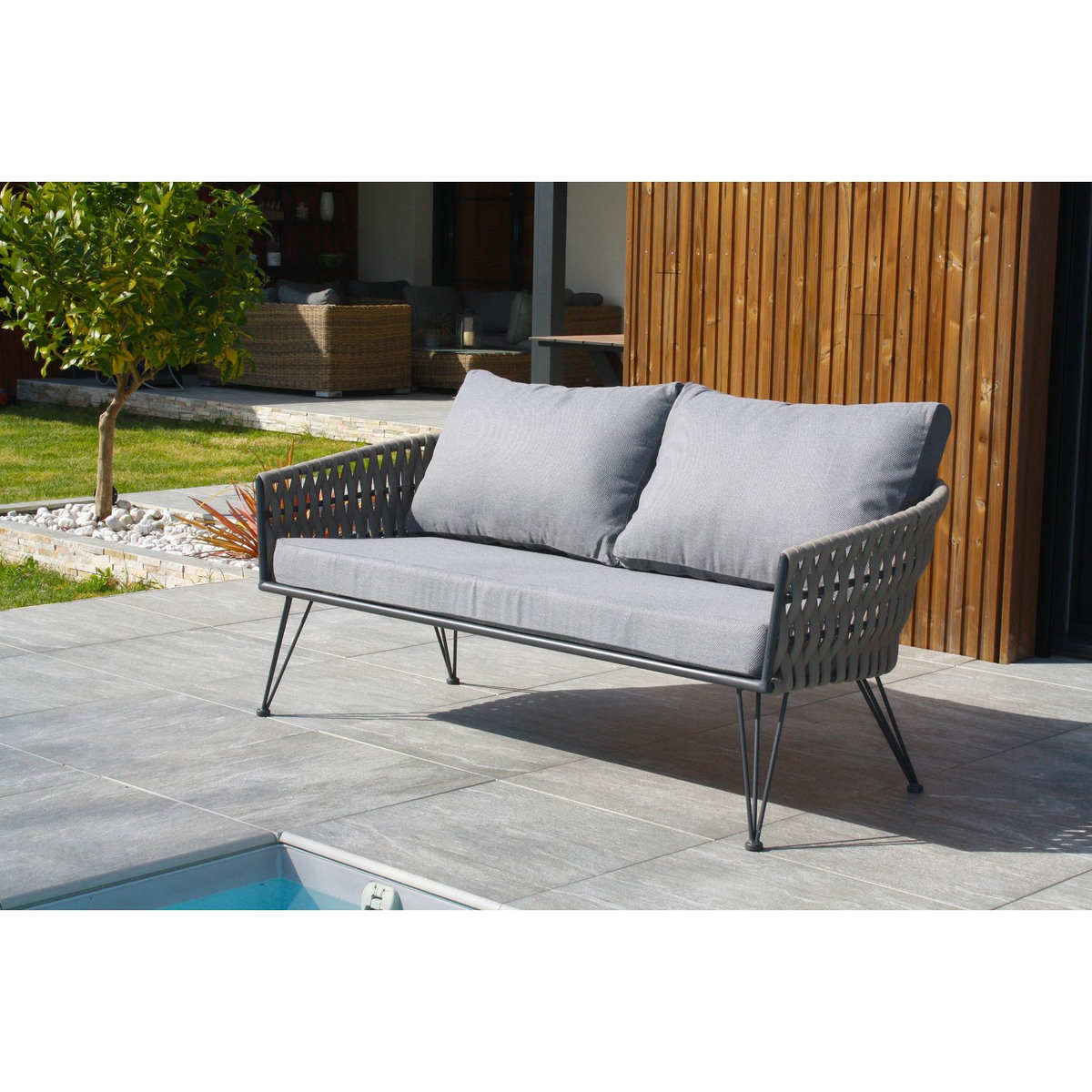 DCB GARDEN Salon bas de jardin en corde tissé taupe et anthracite  4 places CAPRI