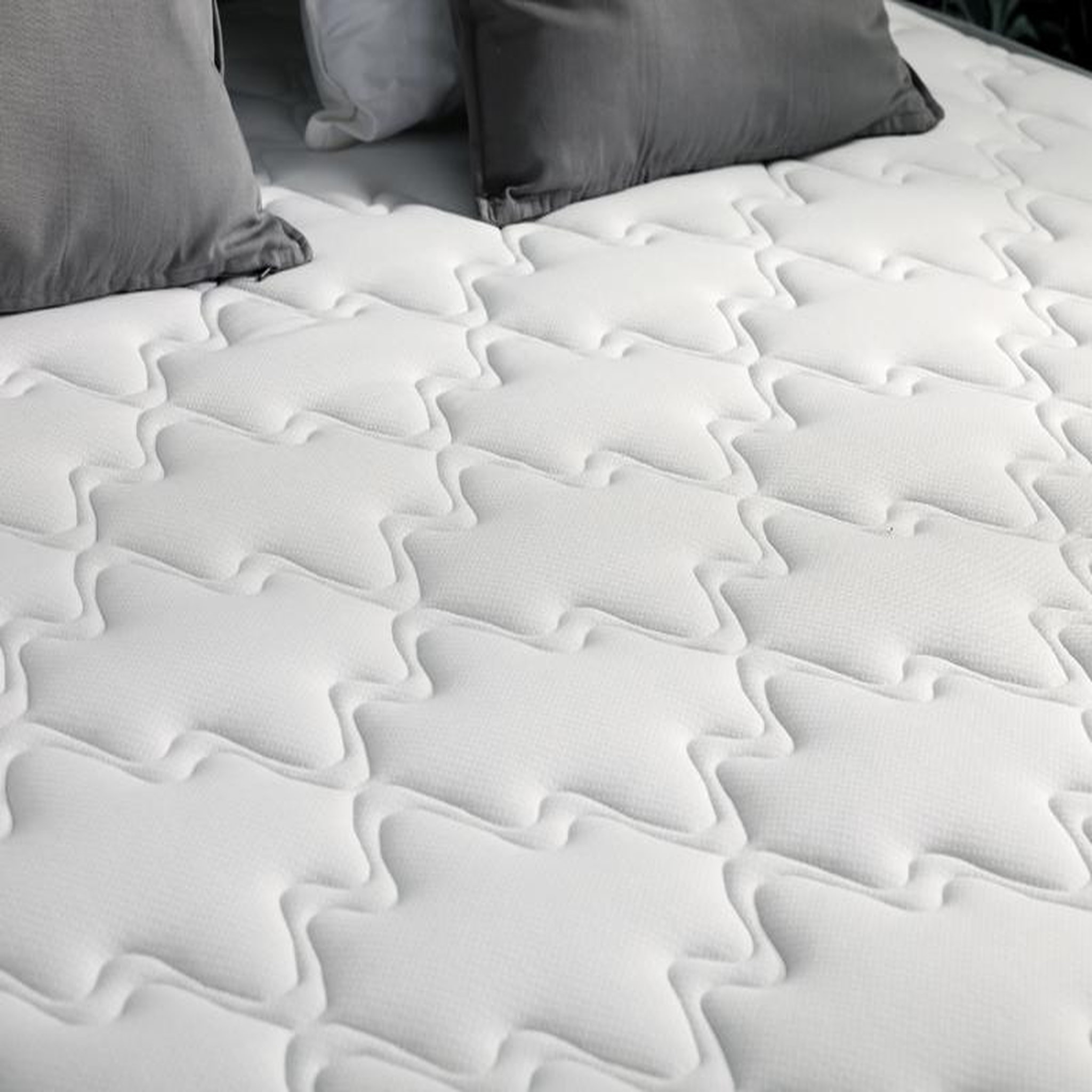 Voir la diapositive 5 : Matelas mousse  haute résilience 160x200 cm MODERATO