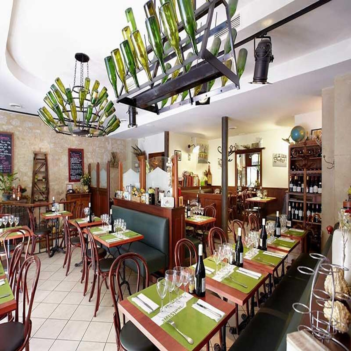 Smartbox Restaurant Gault & Millau à Paris: dîner gastronomique 3 plats et coupe de champagne pour 2 à Le Mesturet - Coffret Cadeau Gastronomie