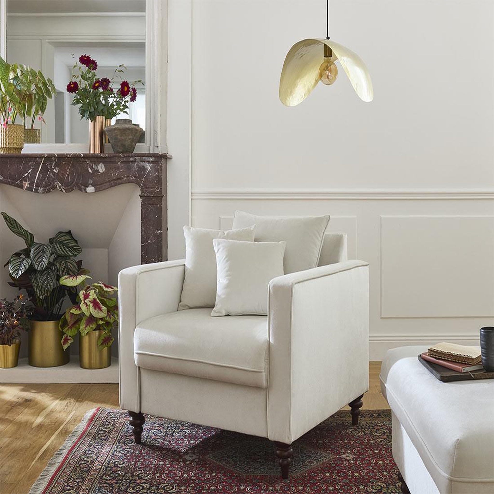 Voir la diapositive 2 : BEST MOBILIER Flamingo - fauteuil en velours