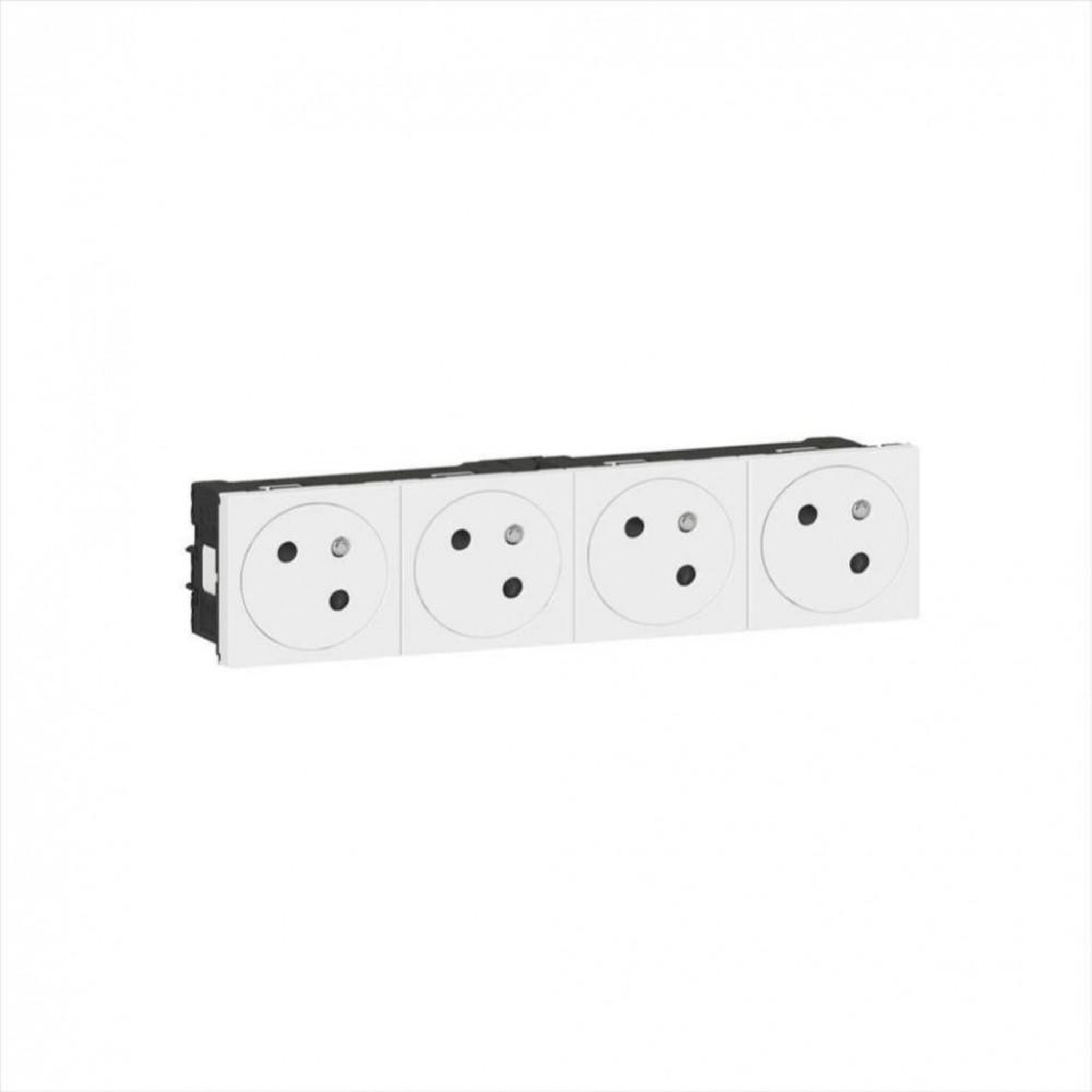 Legrand Quadruple prise avec terre Mosaic, LEGRAND, blanc