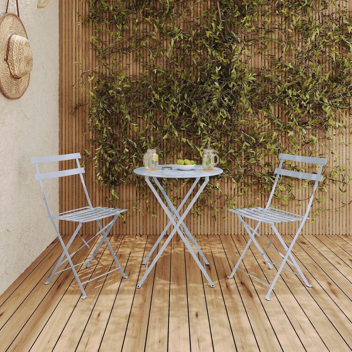 Rendez vous déco Table de jardin ronde et pliante en métal bleu pastel 2 personnes-Kayla