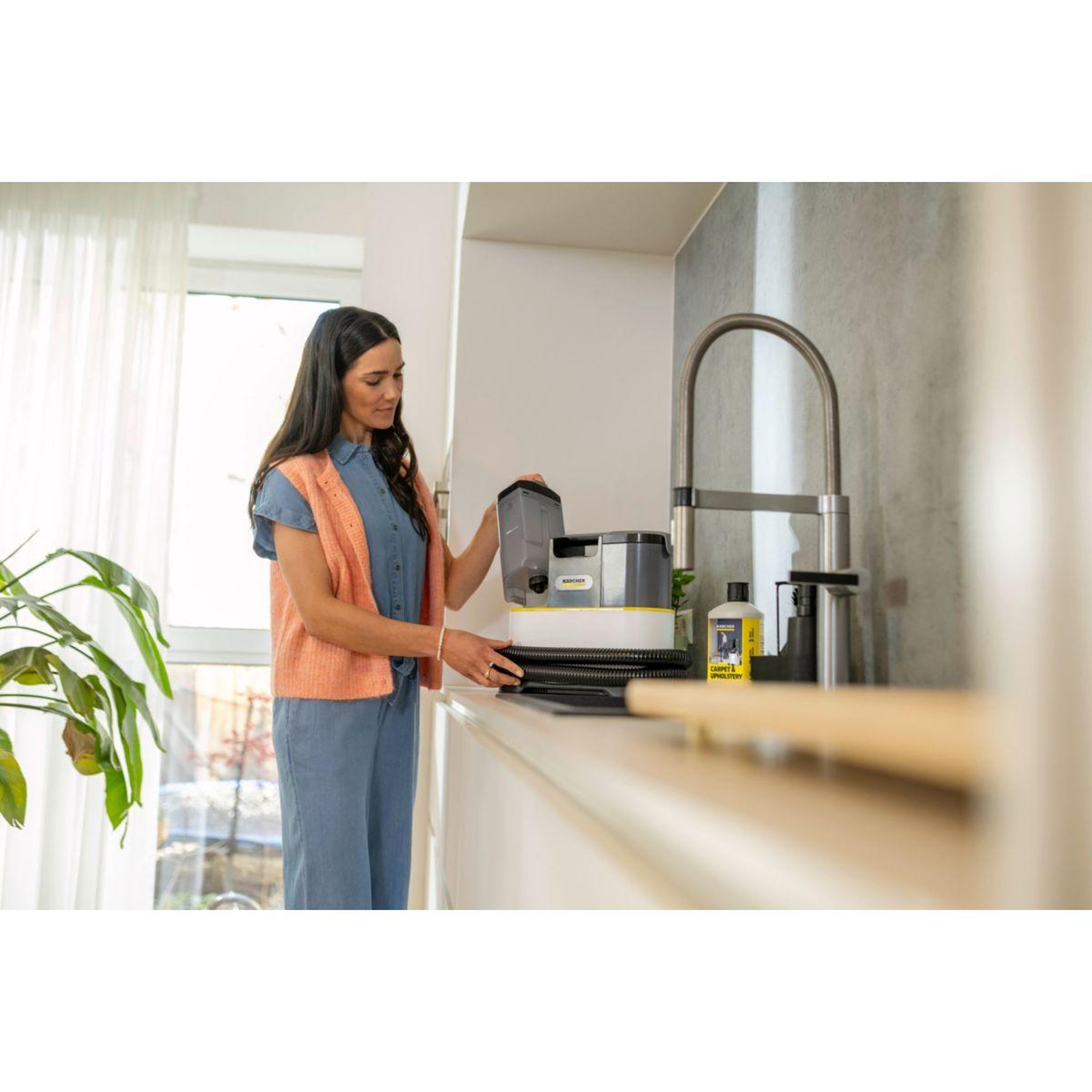 Voir la diapositive 5 : KARCHER Nettoyeur détacheur se 2 spot