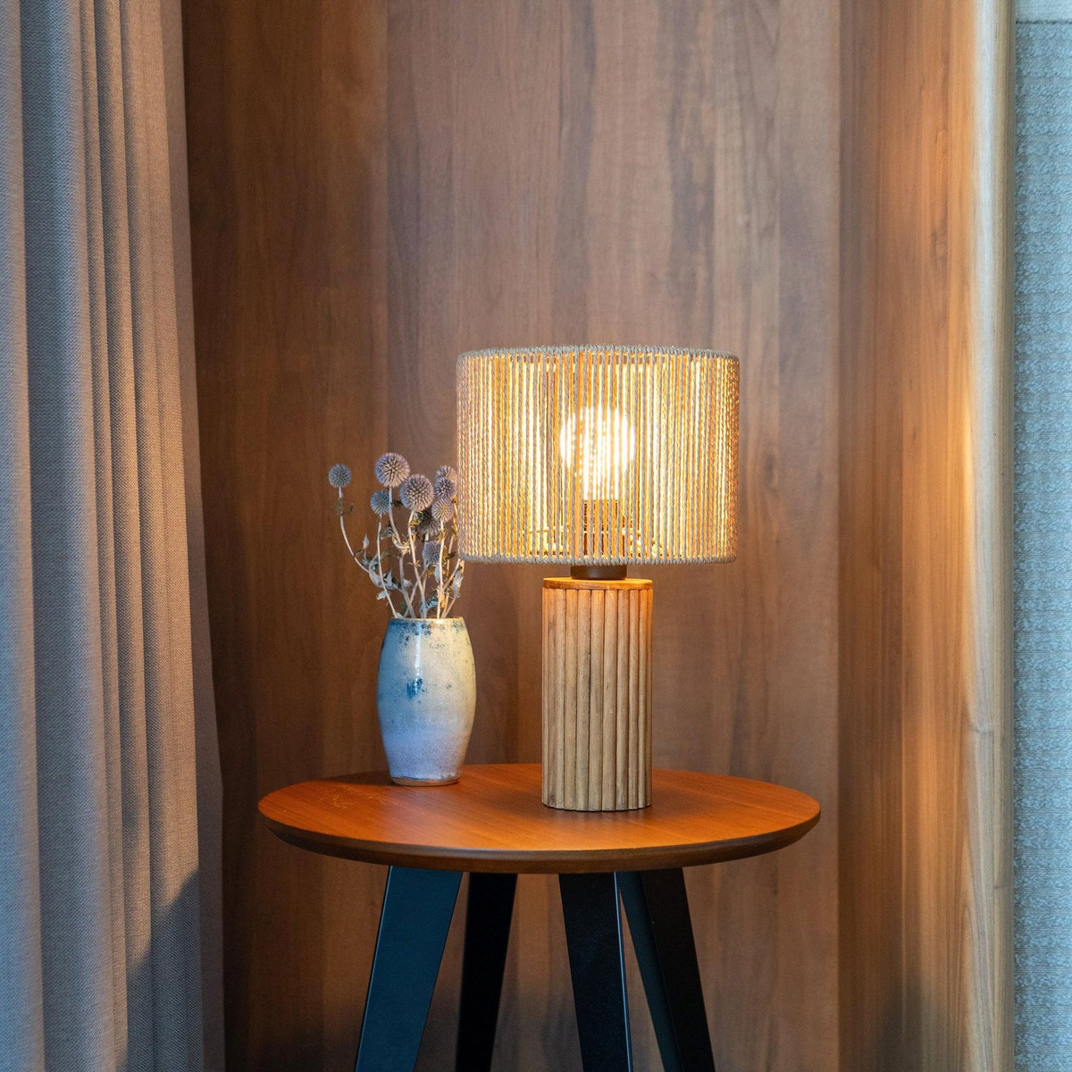 Rendez vous déco Lampe en papier de corde et socle en rondin de bois-Mira